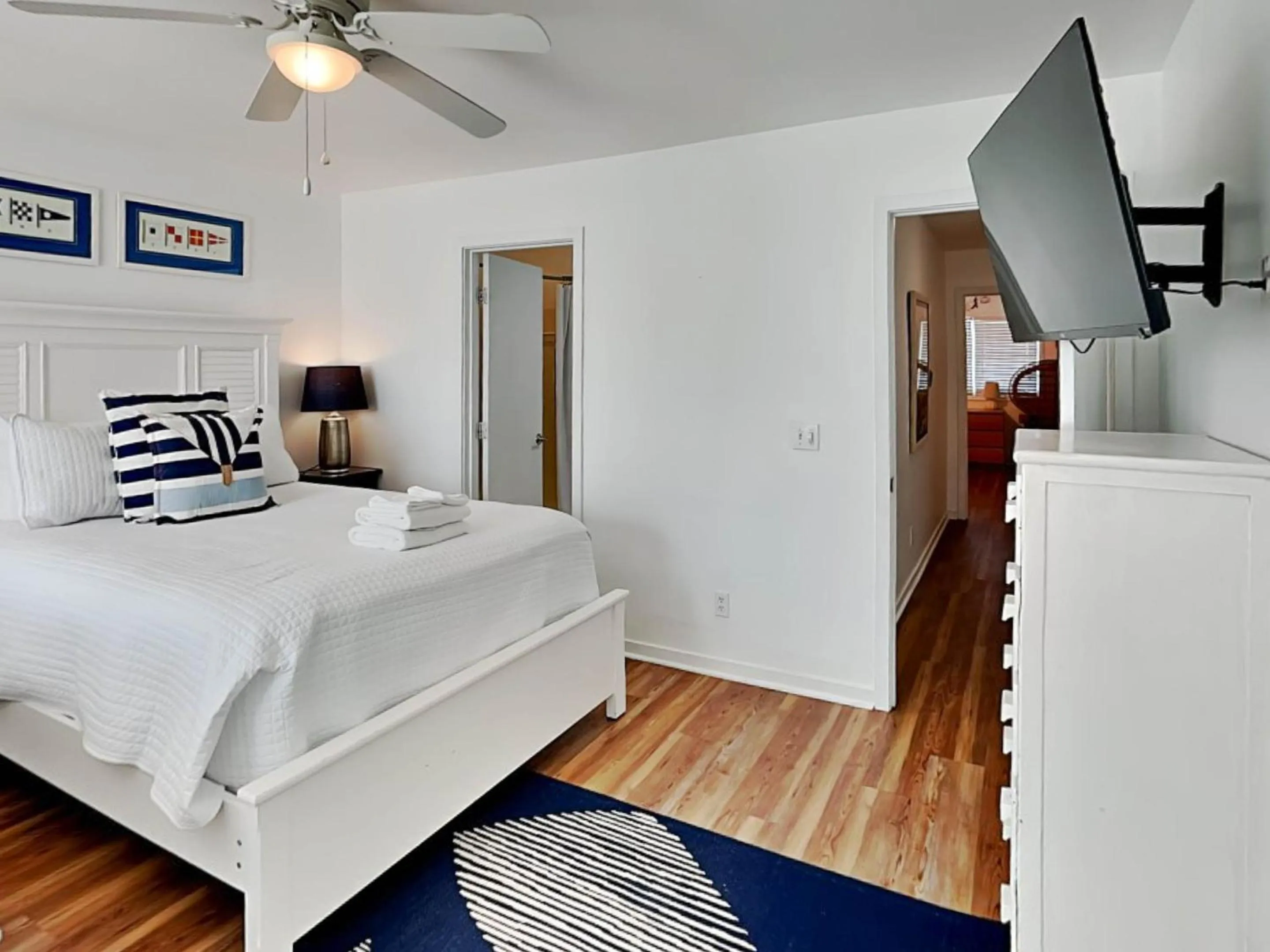 Bed in Weston Beach Place