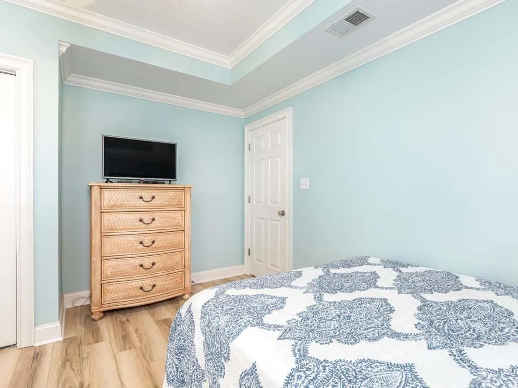 Bed in Brass Rail 306