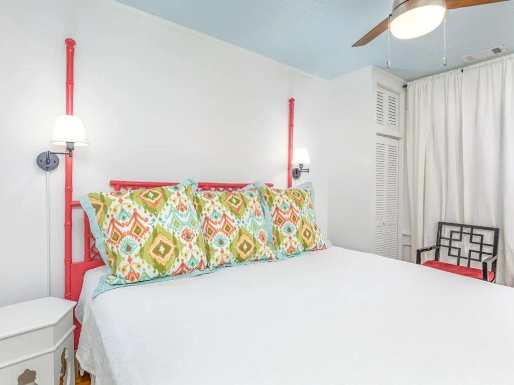 Bed in Coquina Cottage