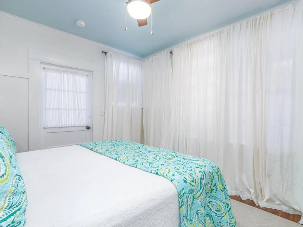 Bed in Coquina Cottage