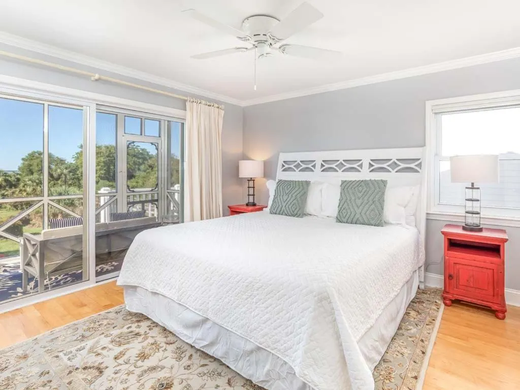 Bed in A Salty Senorita