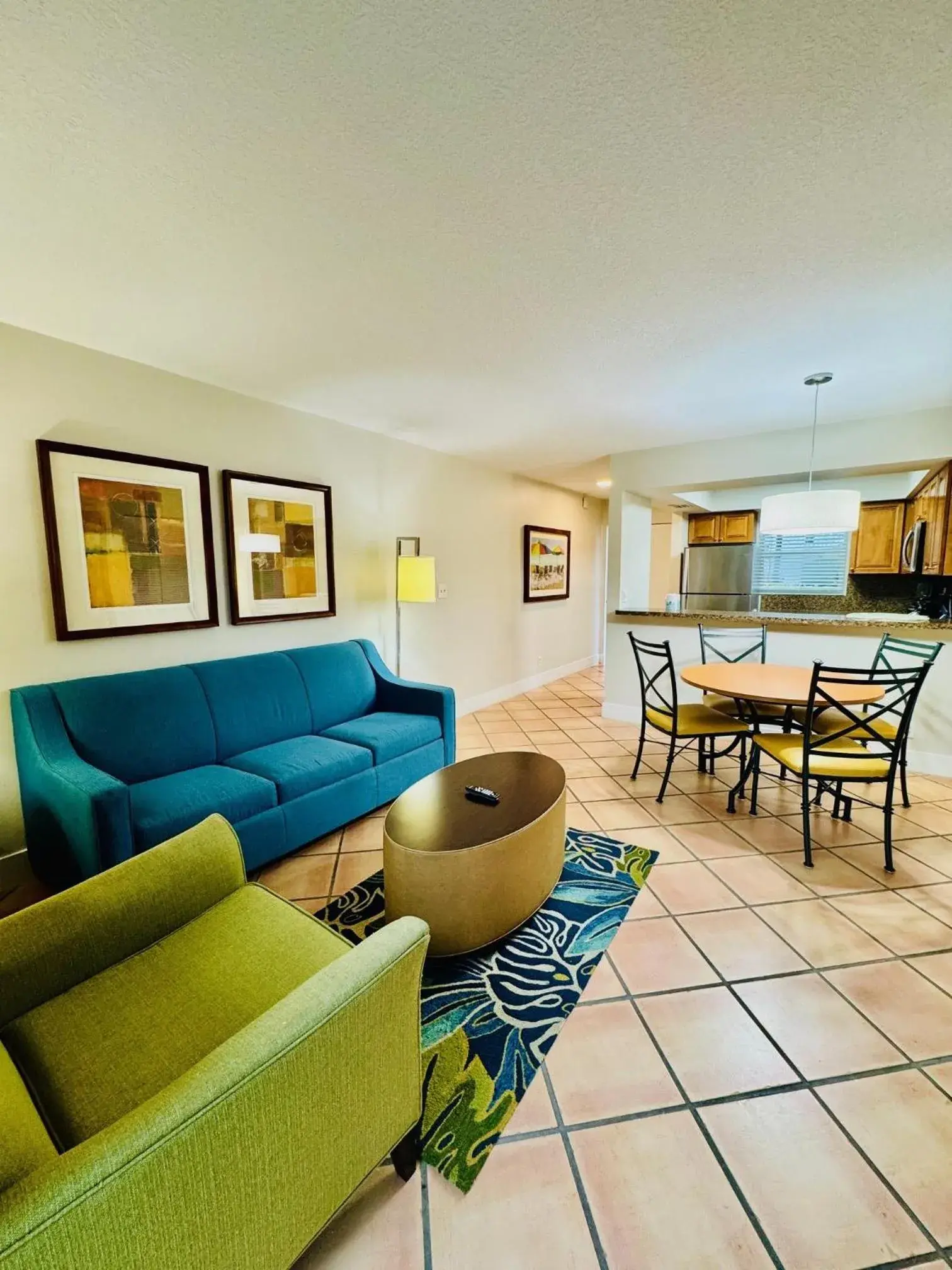 Living room in Surfsider Resort - A Timeshare Resort Living room in Surfsider Resort - A Timeshare Resort