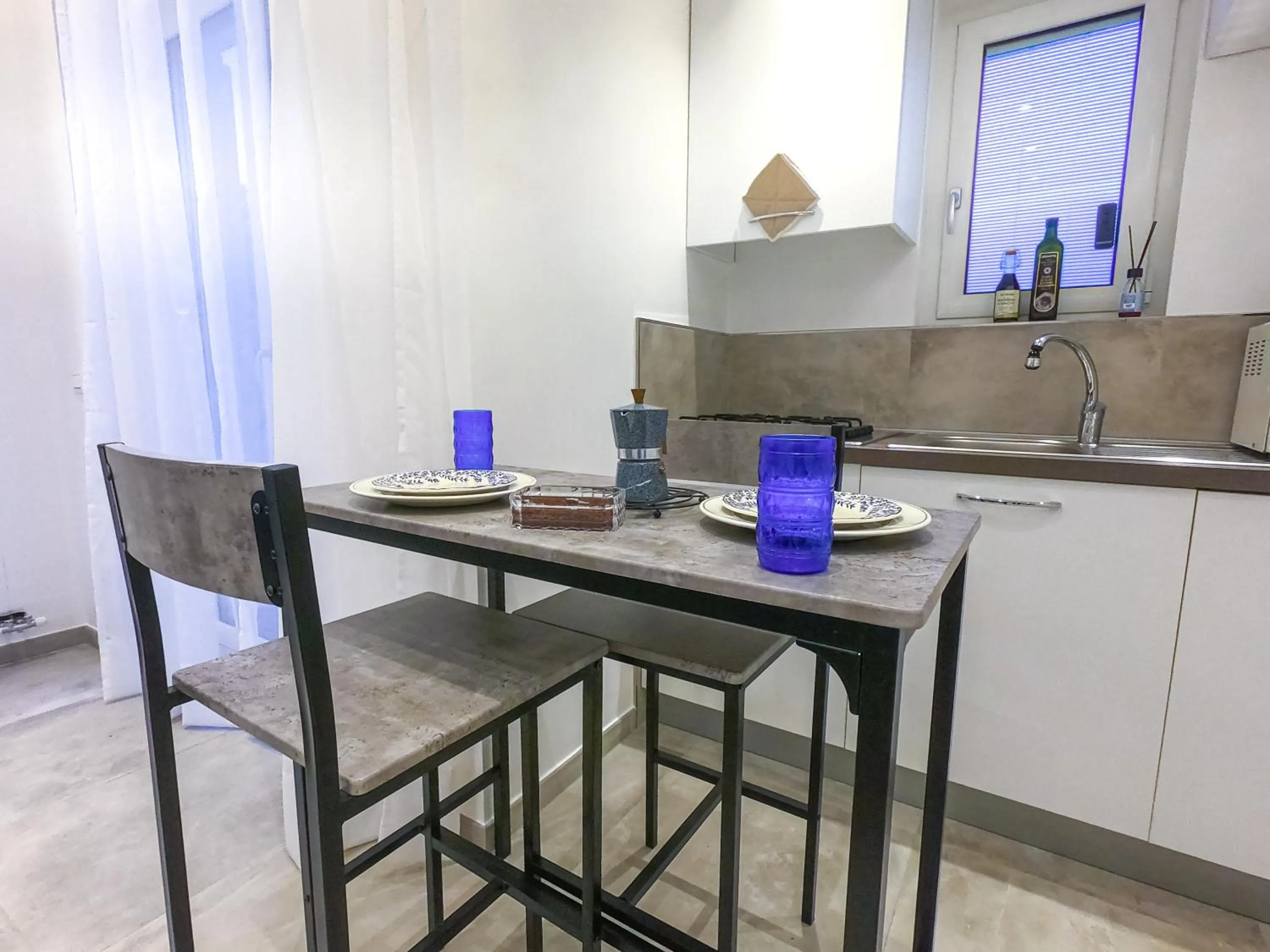 Kitchen or kitchenette in Delphi Soggiorni Romantic Suites with Private Terrace - Ischia Porto