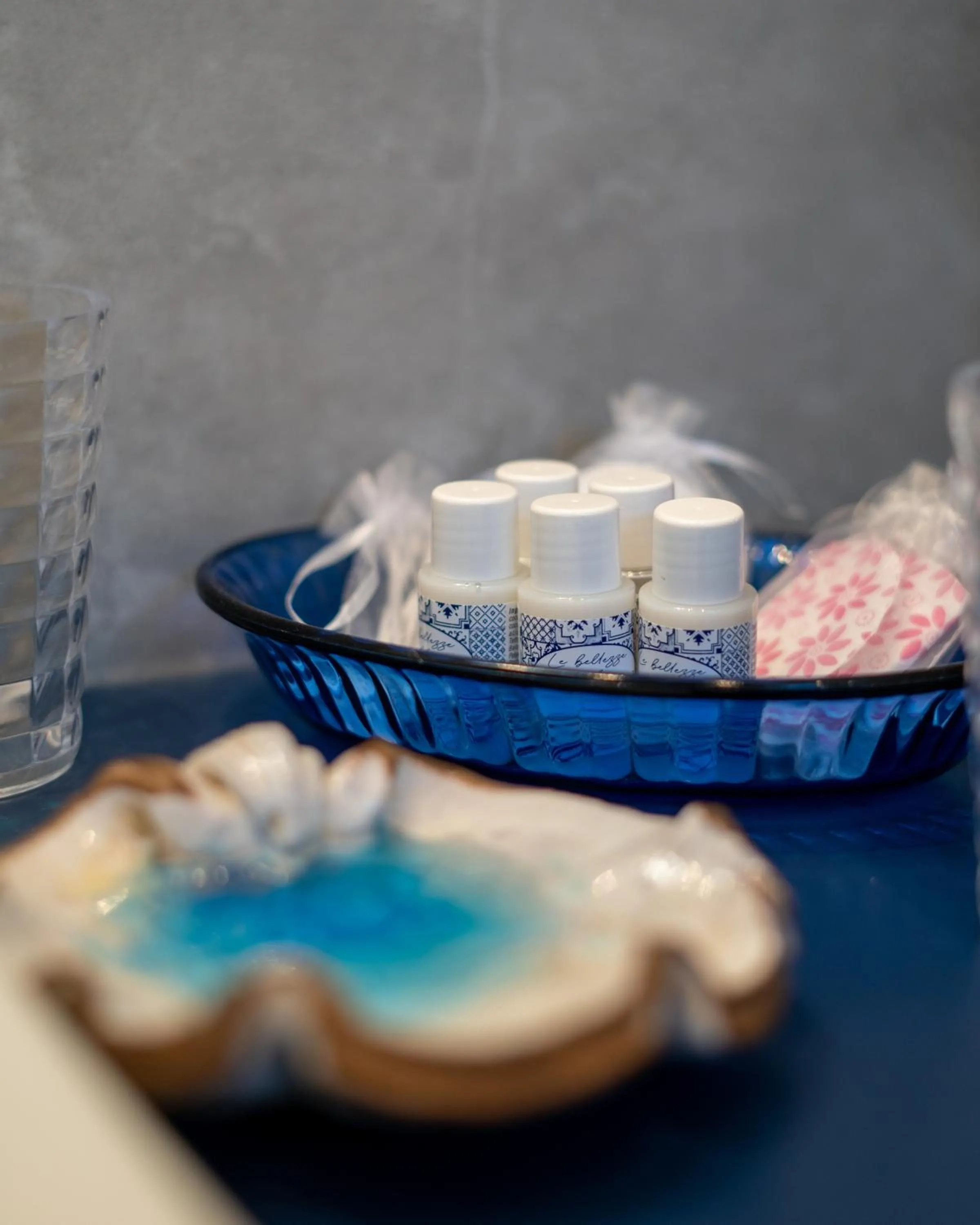 Area and facilities in Delphi Soggiorni Romantic Suites with Private Terrace - Ischia Porto