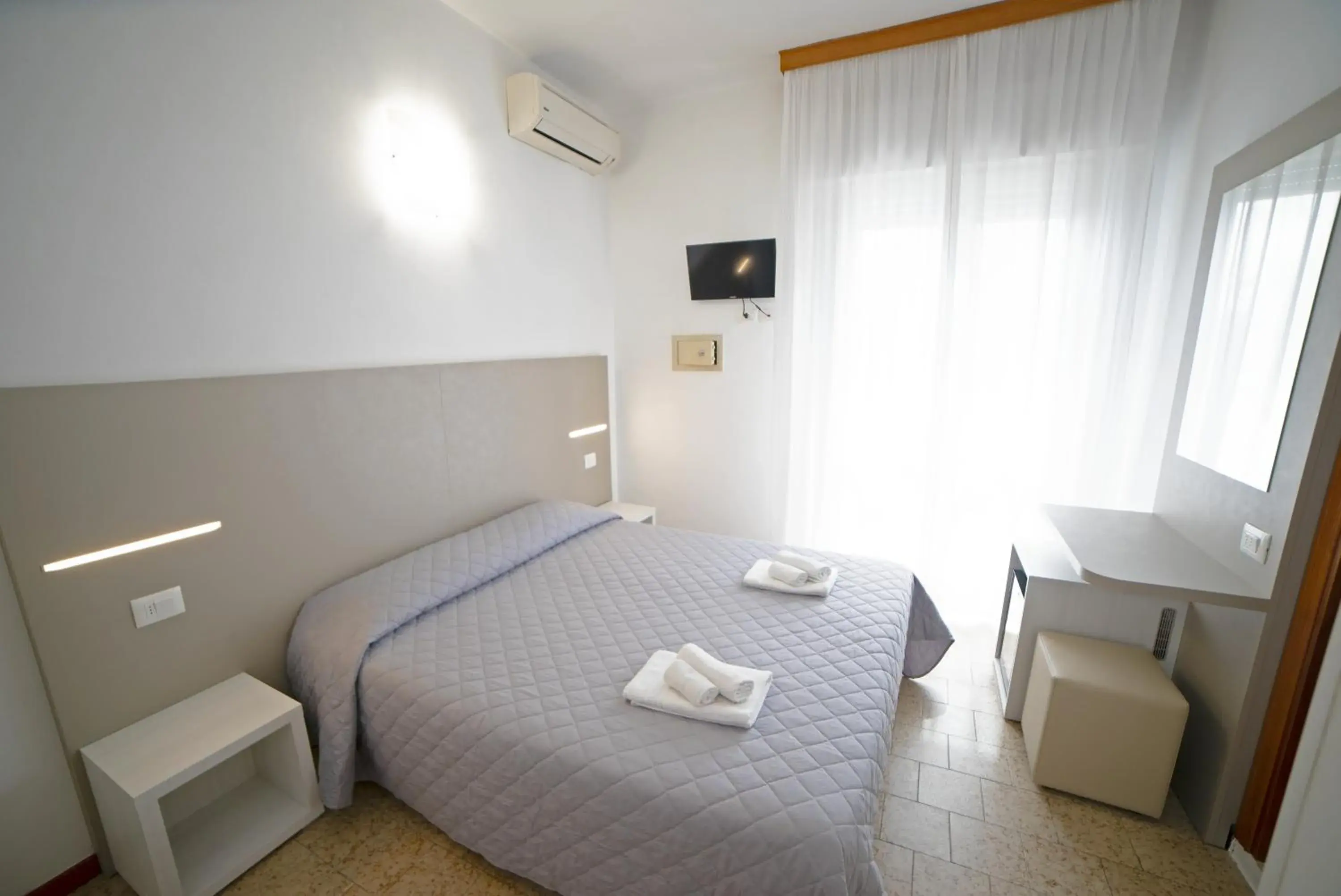 Deluxe Double Room with Balcony in Hotel Ischia Deluxe Double Room with Balcony in Hotel Ischia