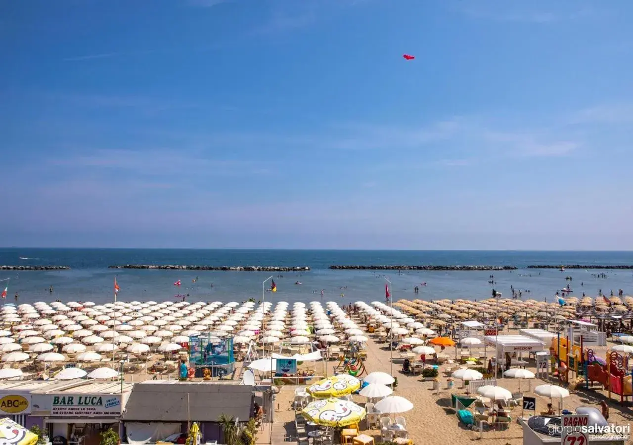 Beach in Hotel Trevi