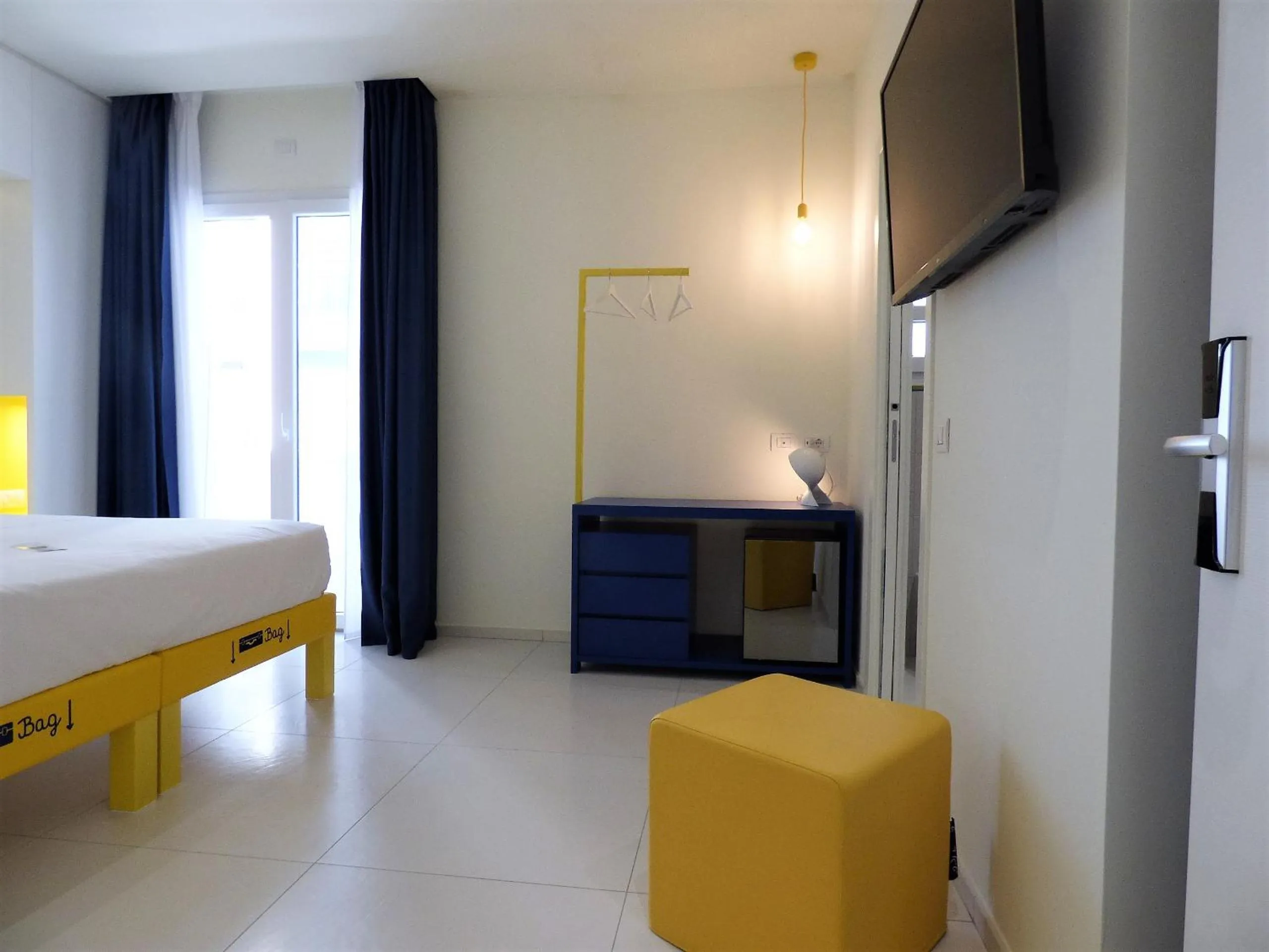 Photo of the whole room in Hotel Trevi