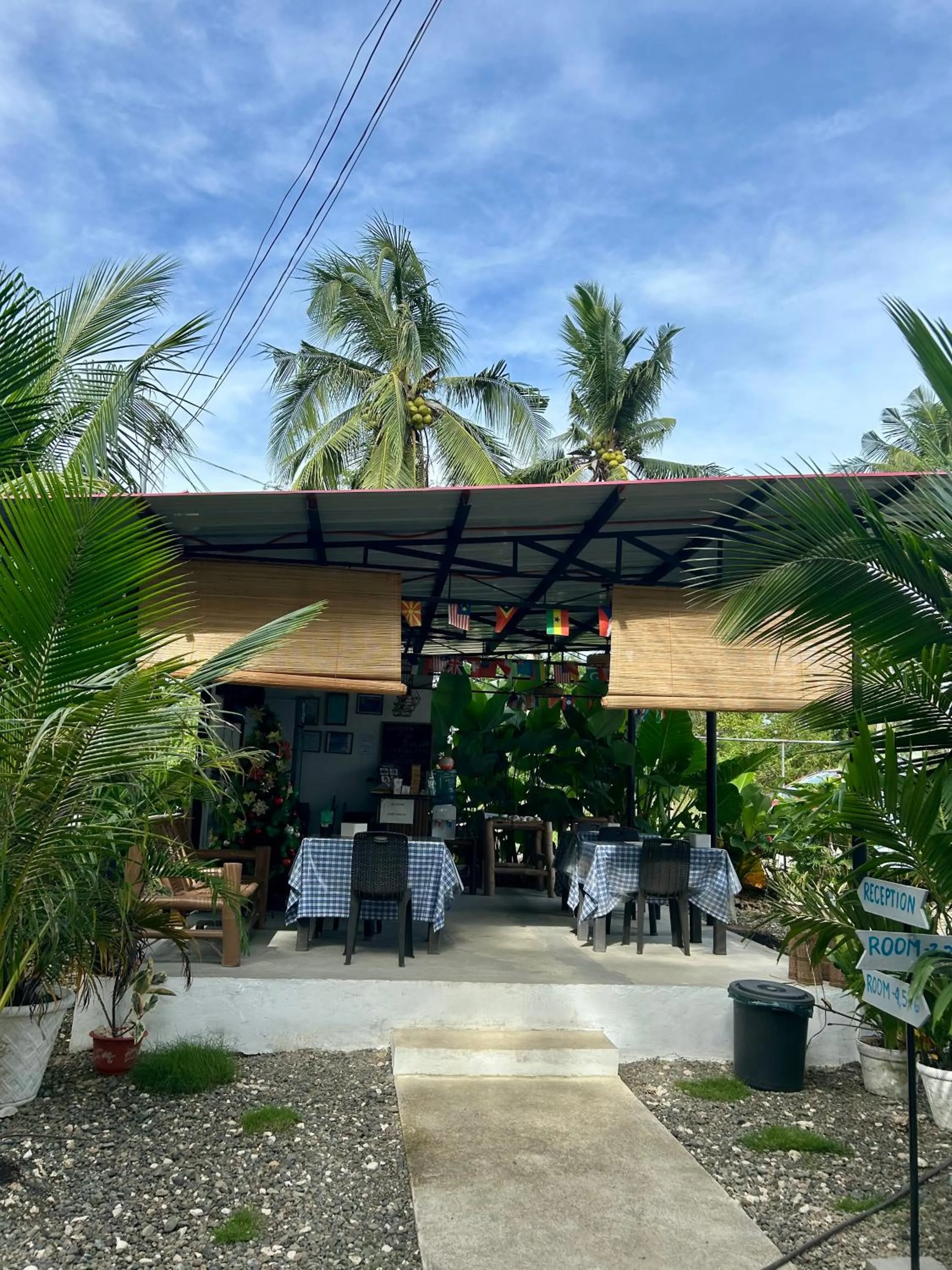 Coconut Inn Moalboal