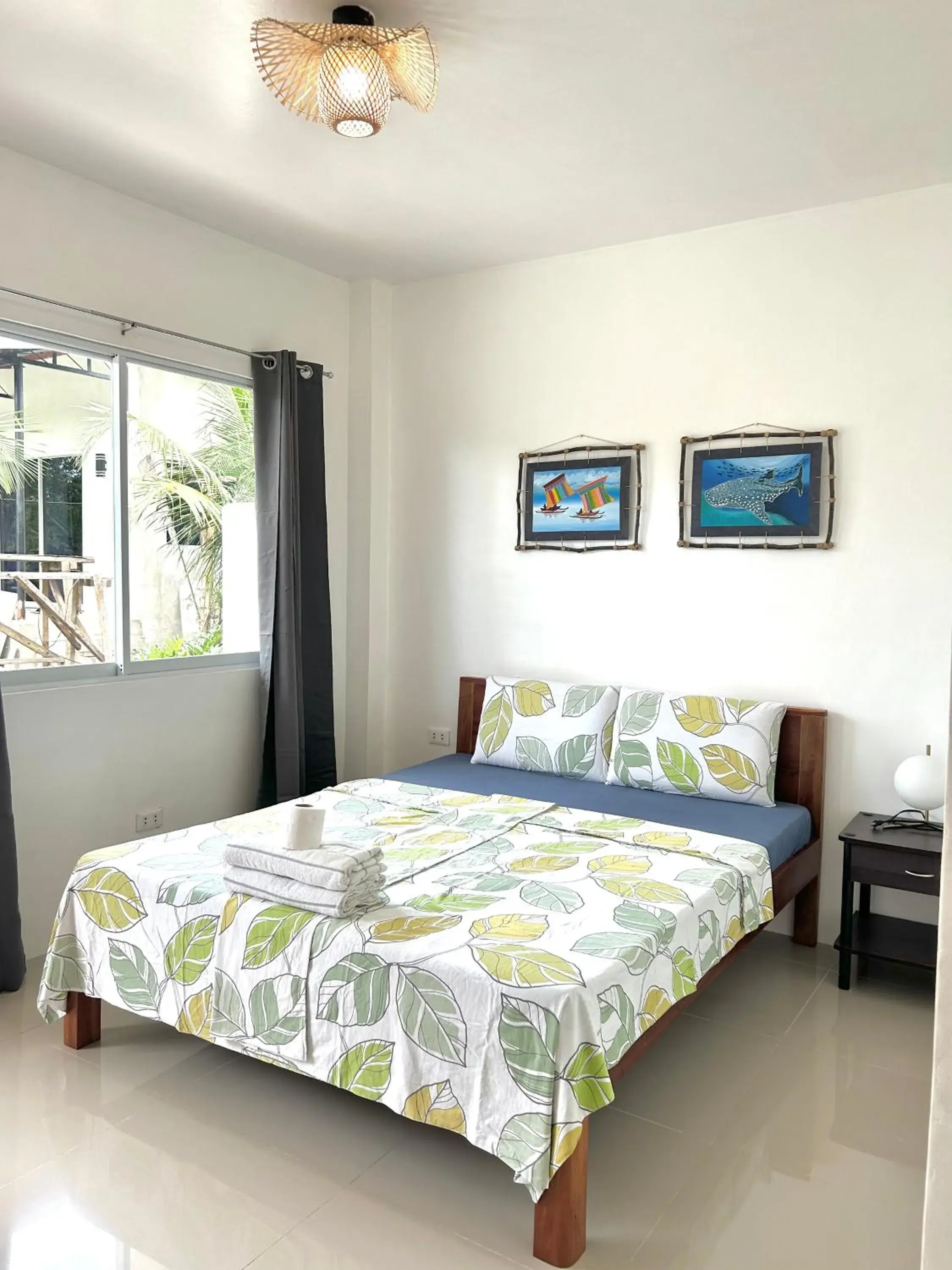 Double Room with Private Bathroom in Coconut Inn Moalboal Double Room with Private Bathroom in Coconut Inn Moalboal