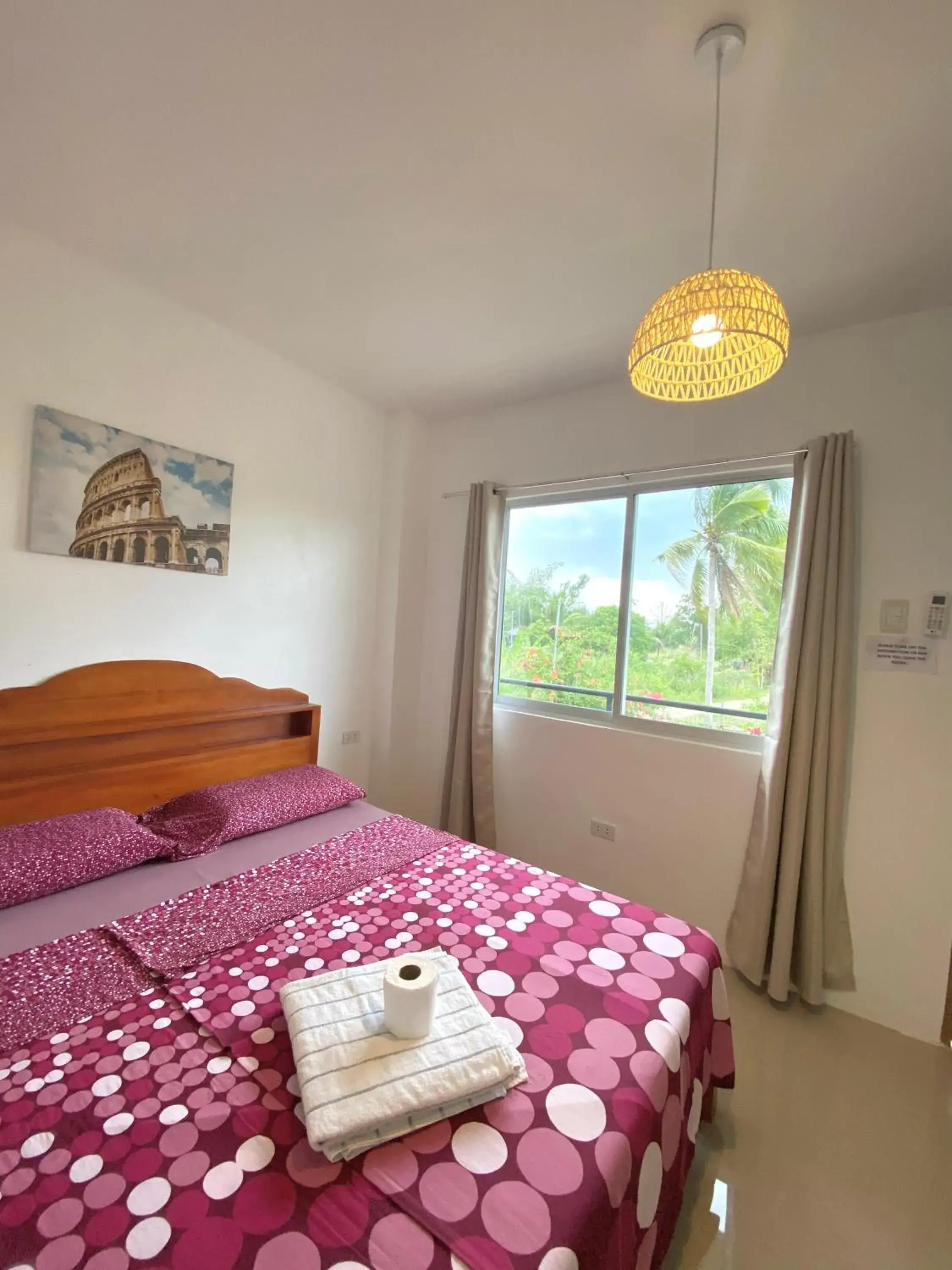 Deluxe Double Room with Bath in Coconut Inn Moalboal Deluxe Double Room with Bath in Coconut Inn Moalboal