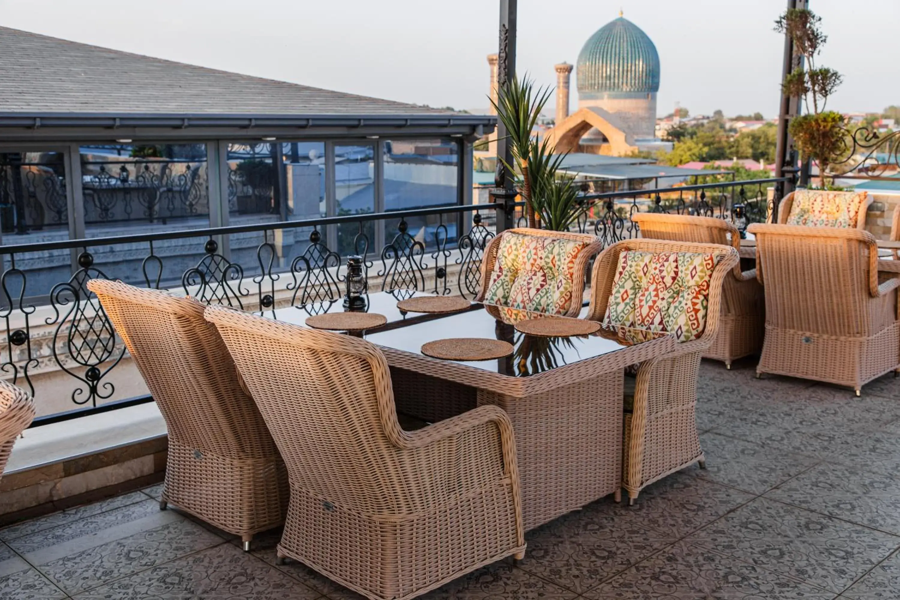 Restaurant/places to eat in Gur Emir Palace boutique hotel Restaurant/places to eat in Gur Emir Palace boutique hotel