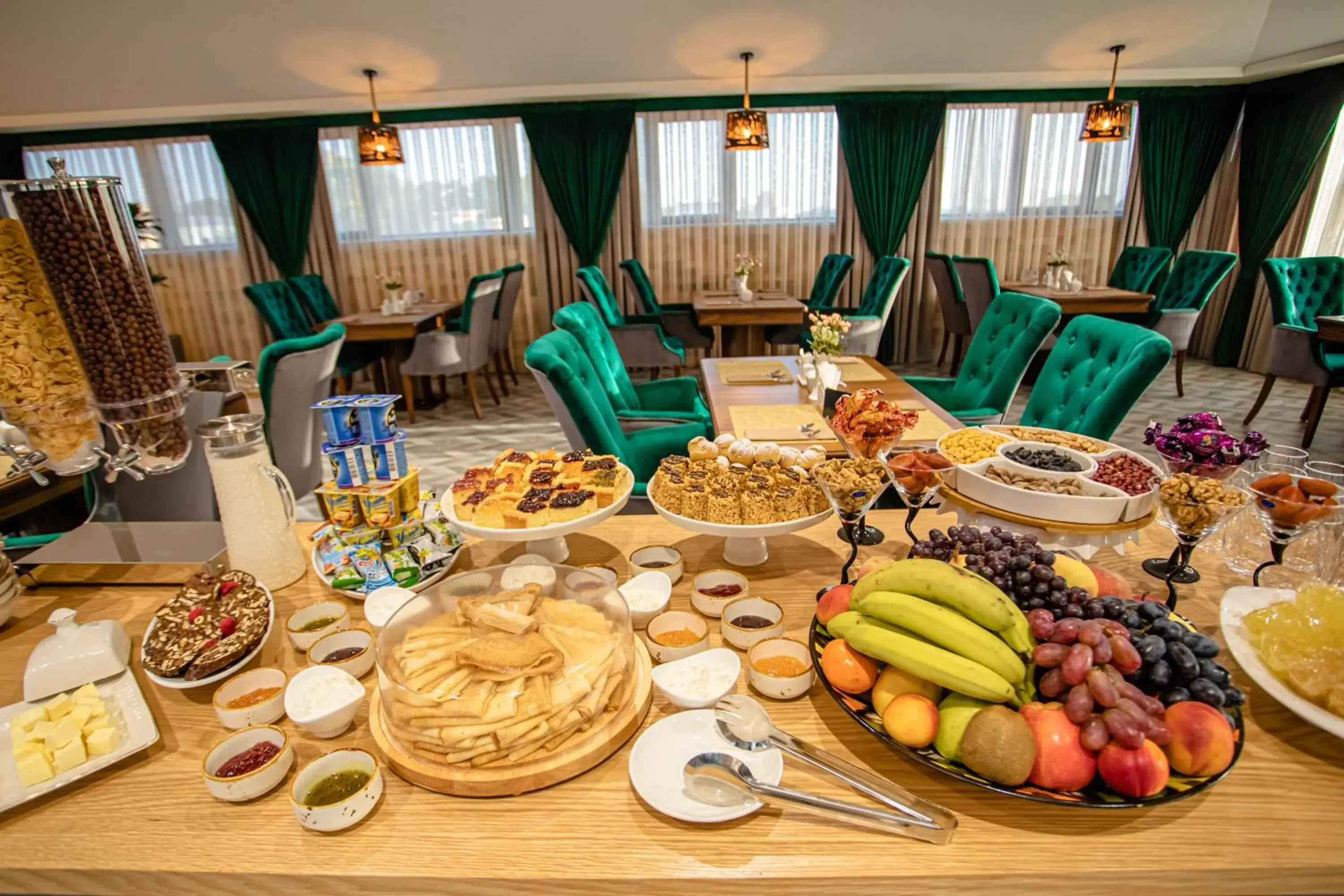 Breakfast in Gur Emir Palace boutique hotel Breakfast in Gur Emir Palace boutique hotel