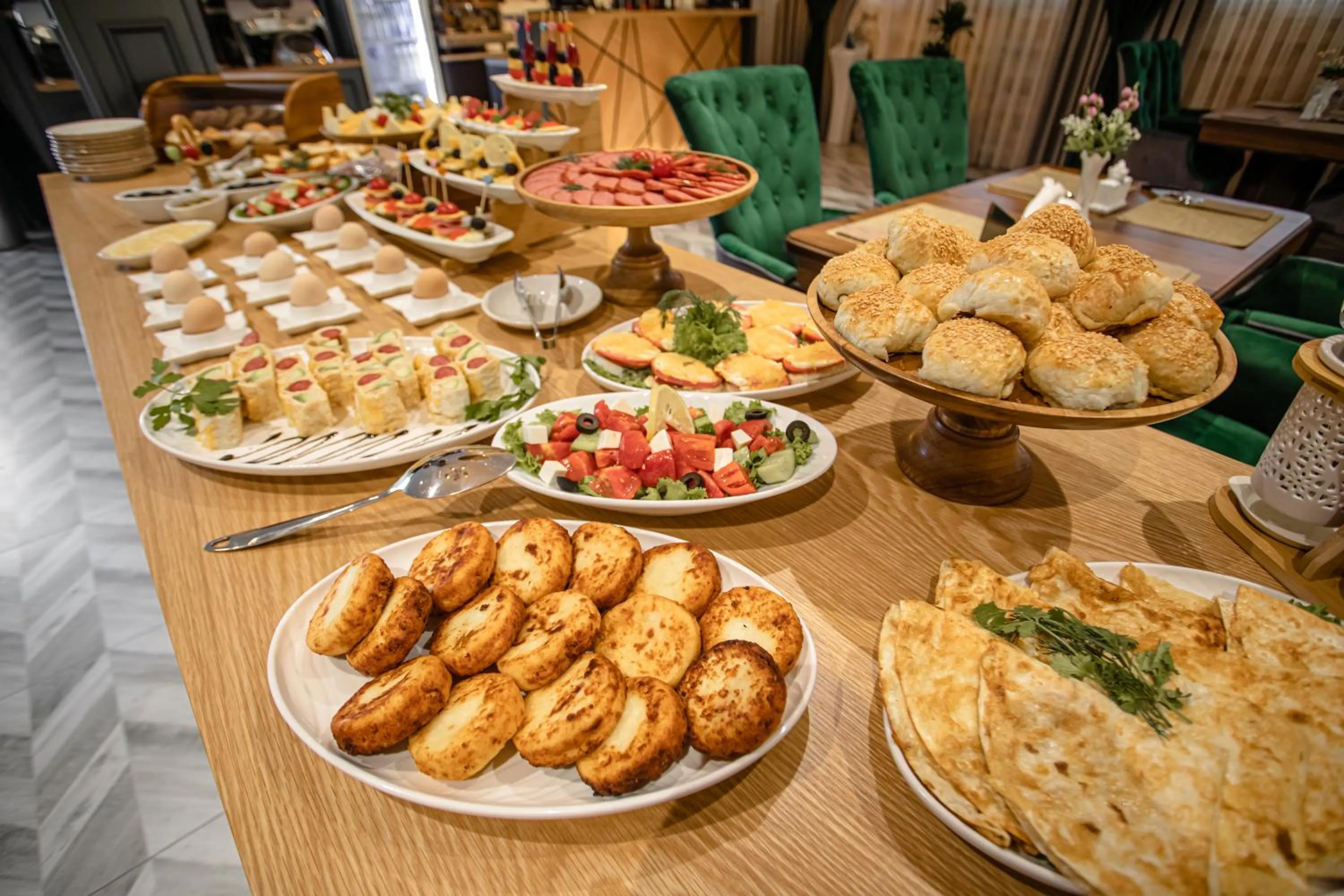 Breakfast in Gur Emir Palace boutique hotel