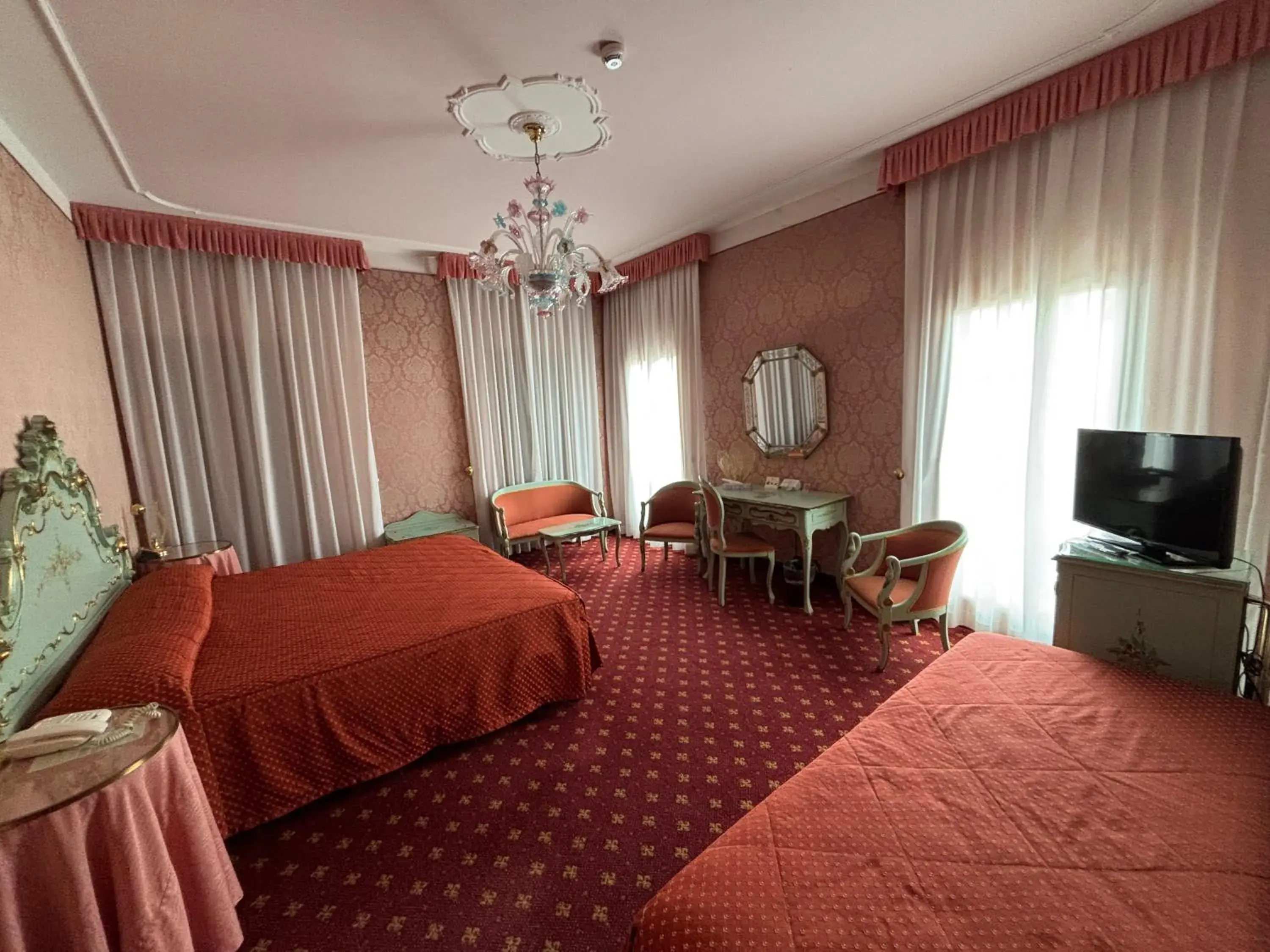 Bedroom, Bed in Hotel Rialto Bedroom, Bed in Hotel Rialto