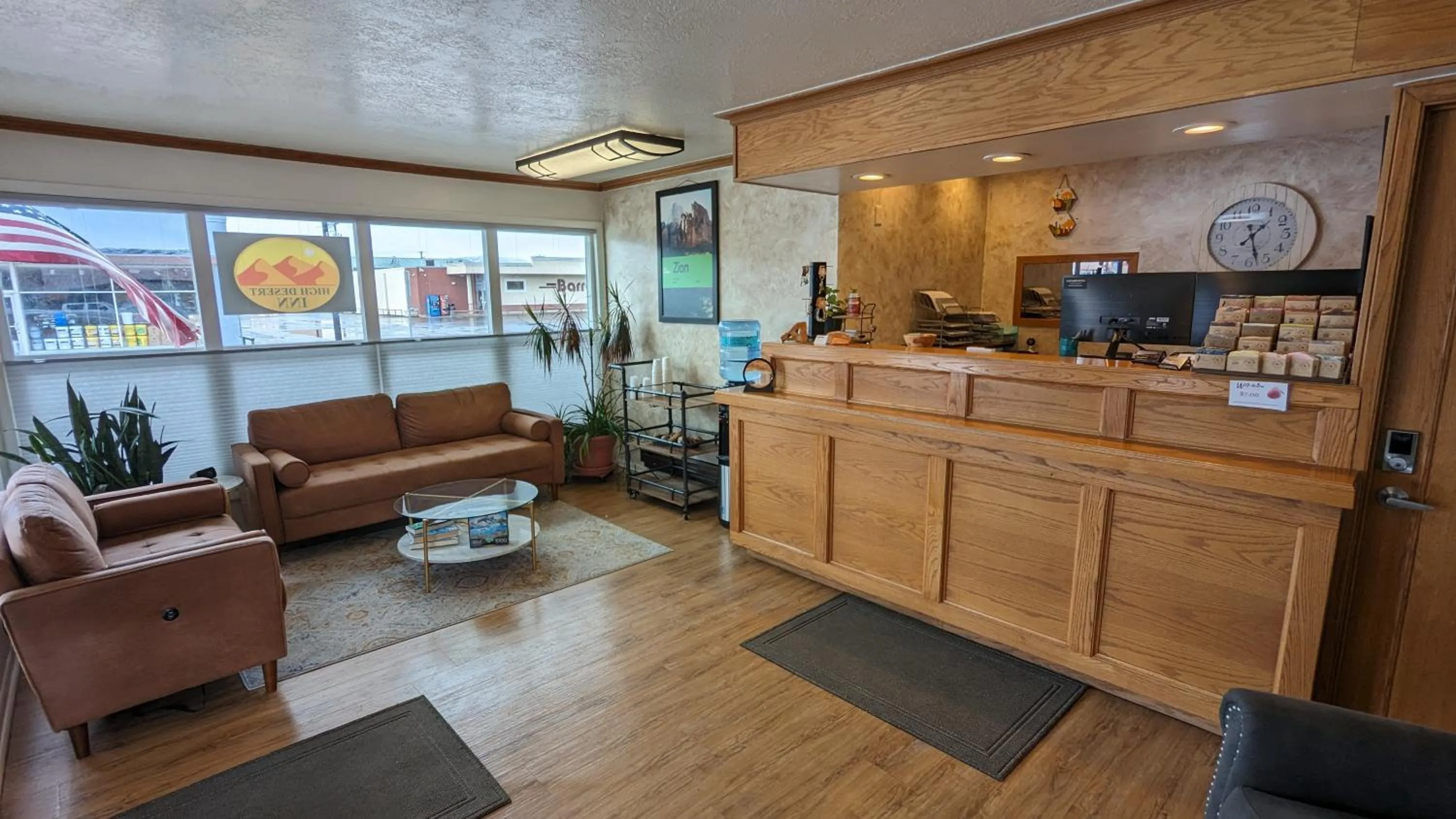 Lobby or reception in High Desert Inn