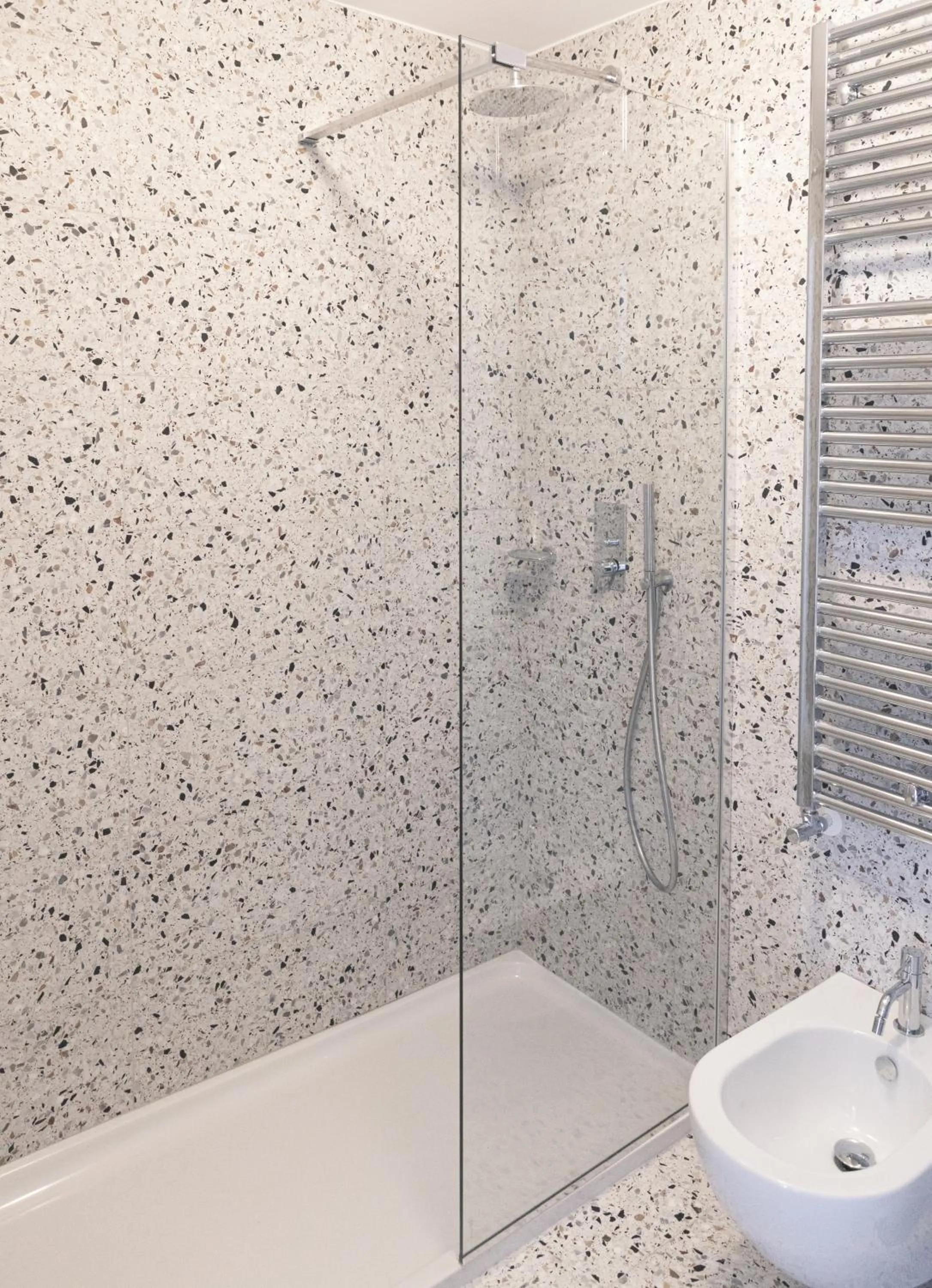 Shower in Hotel Dolomiti