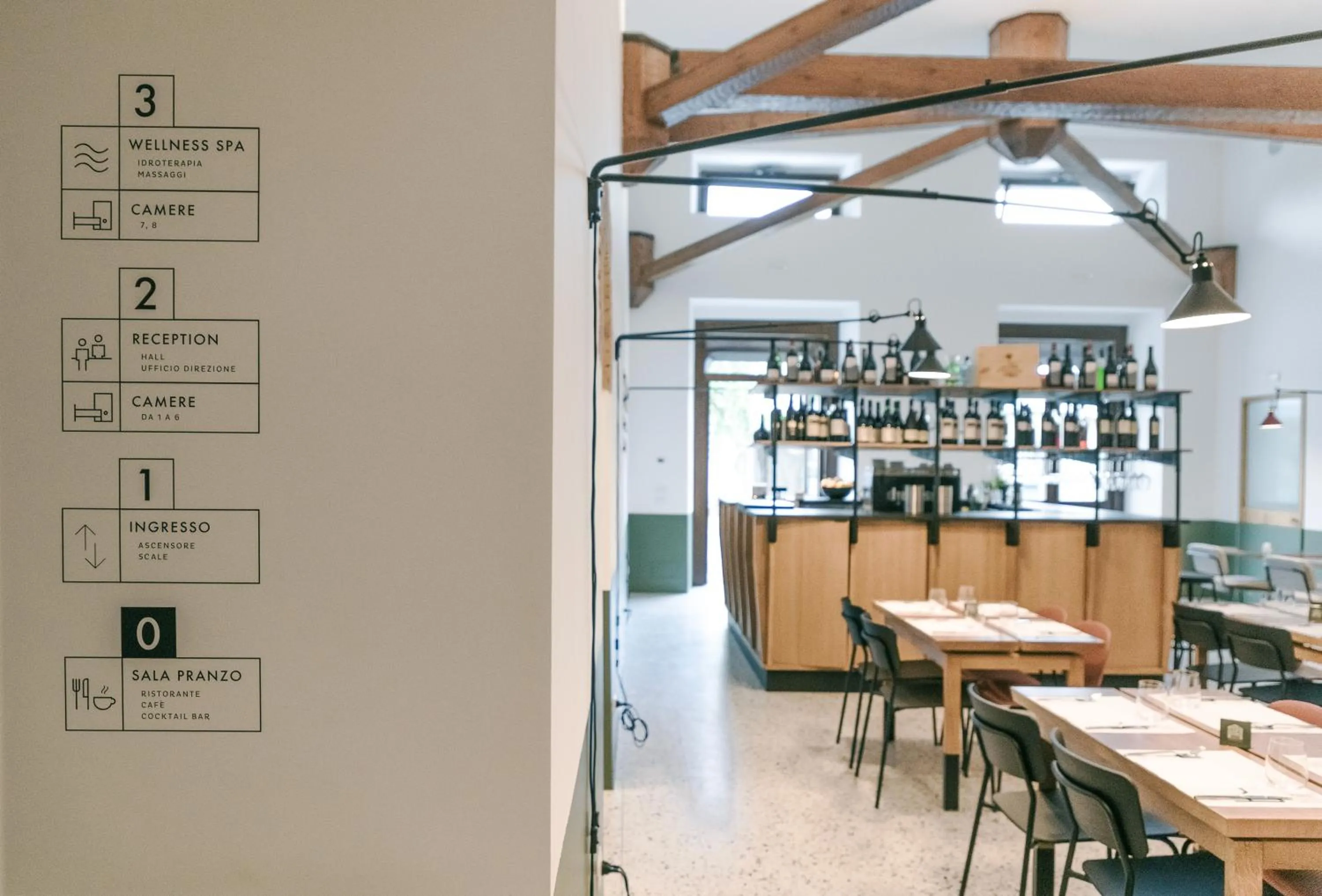 Lounge or bar in Hotel Dolomiti