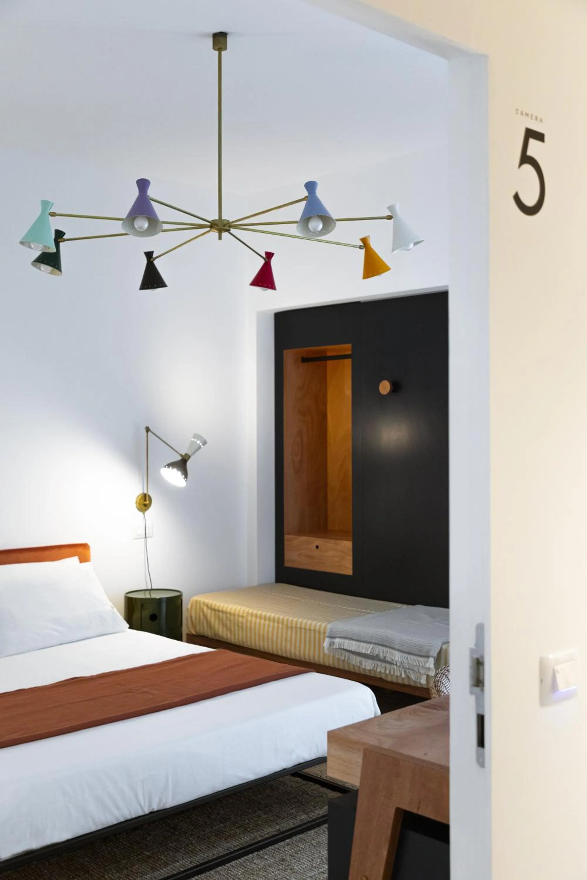 Bed in Hotel Dolomiti