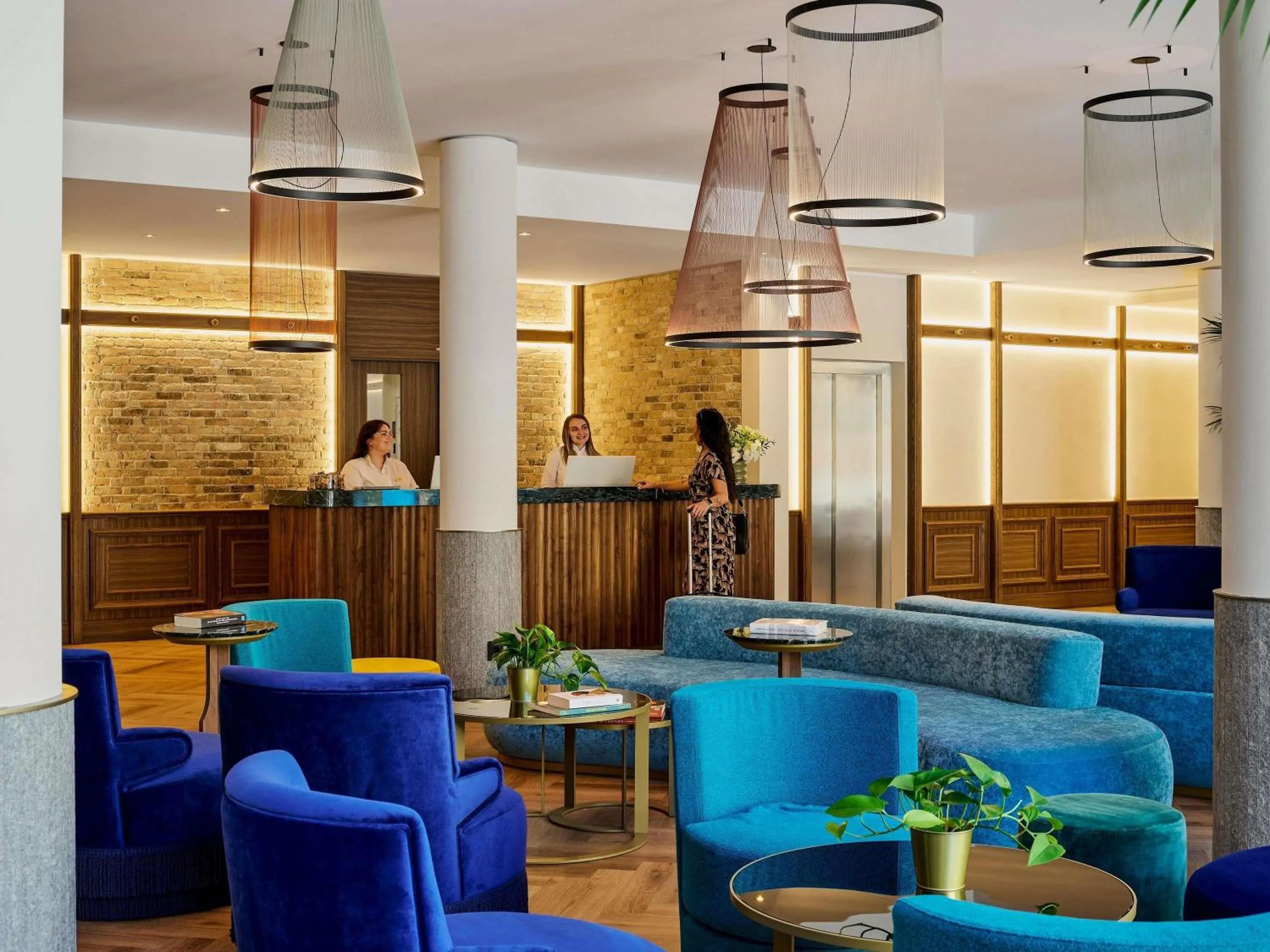 Property building in Hotel Giacomo Morra Alba - Handwritten Collection