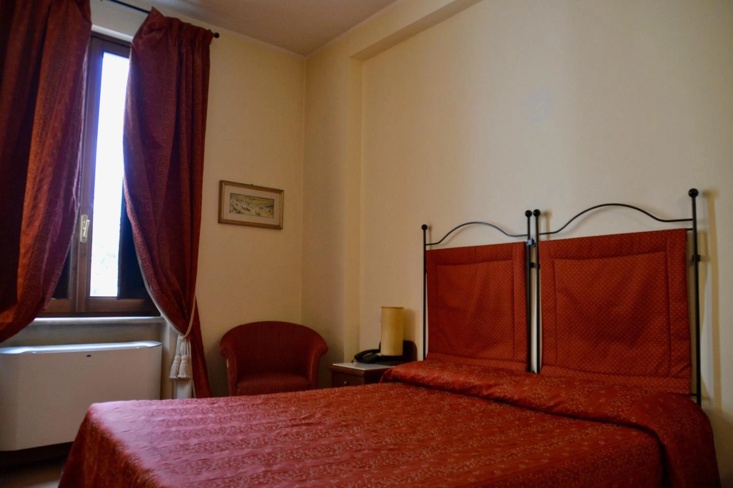 Bedroom, Bed in Hotel Italia