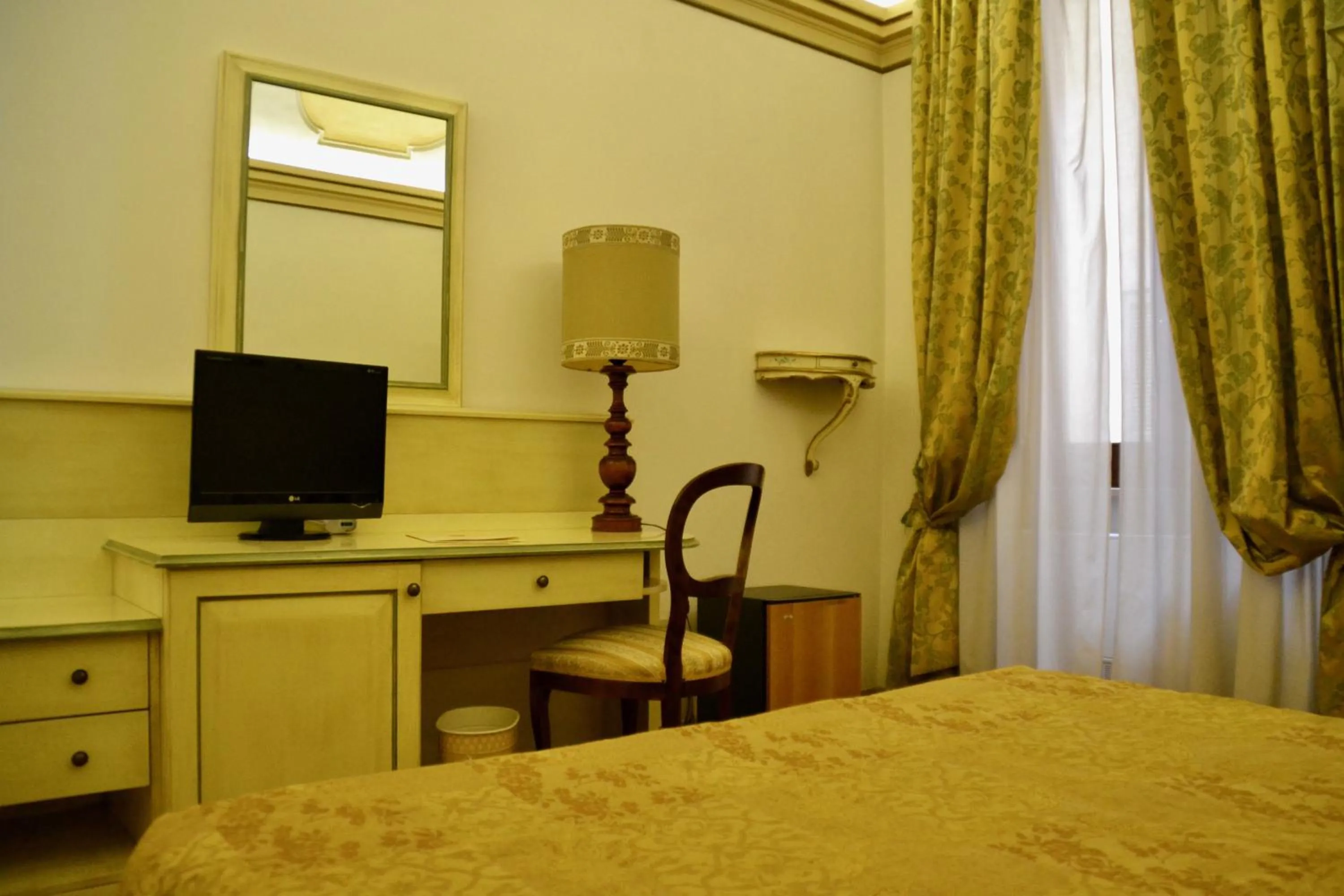 People, Bed in Hotel Italia