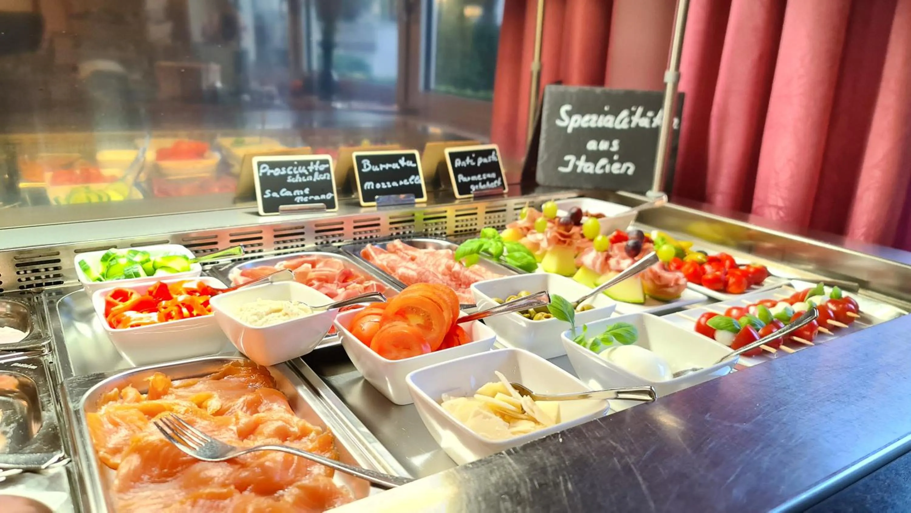 Buffet breakfast in Thermenhotel Tannenhof - Ihr Wohlfühl-Hotel