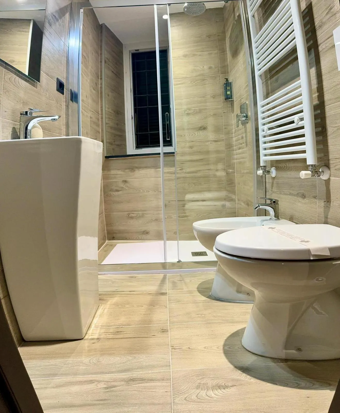 Shower in Mini Hotel