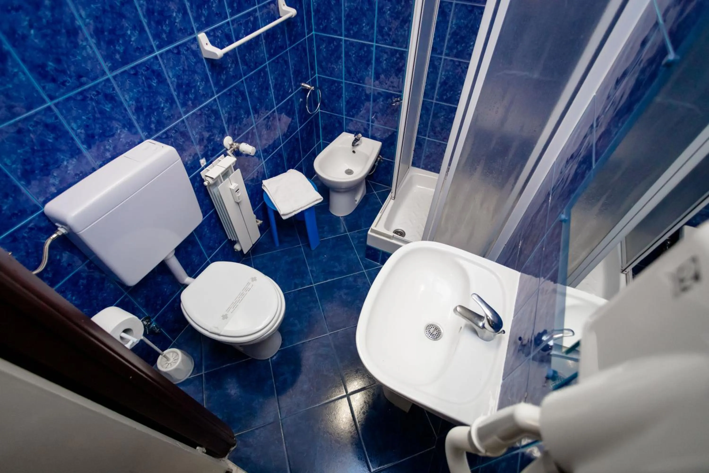 Shower in Mini Hotel