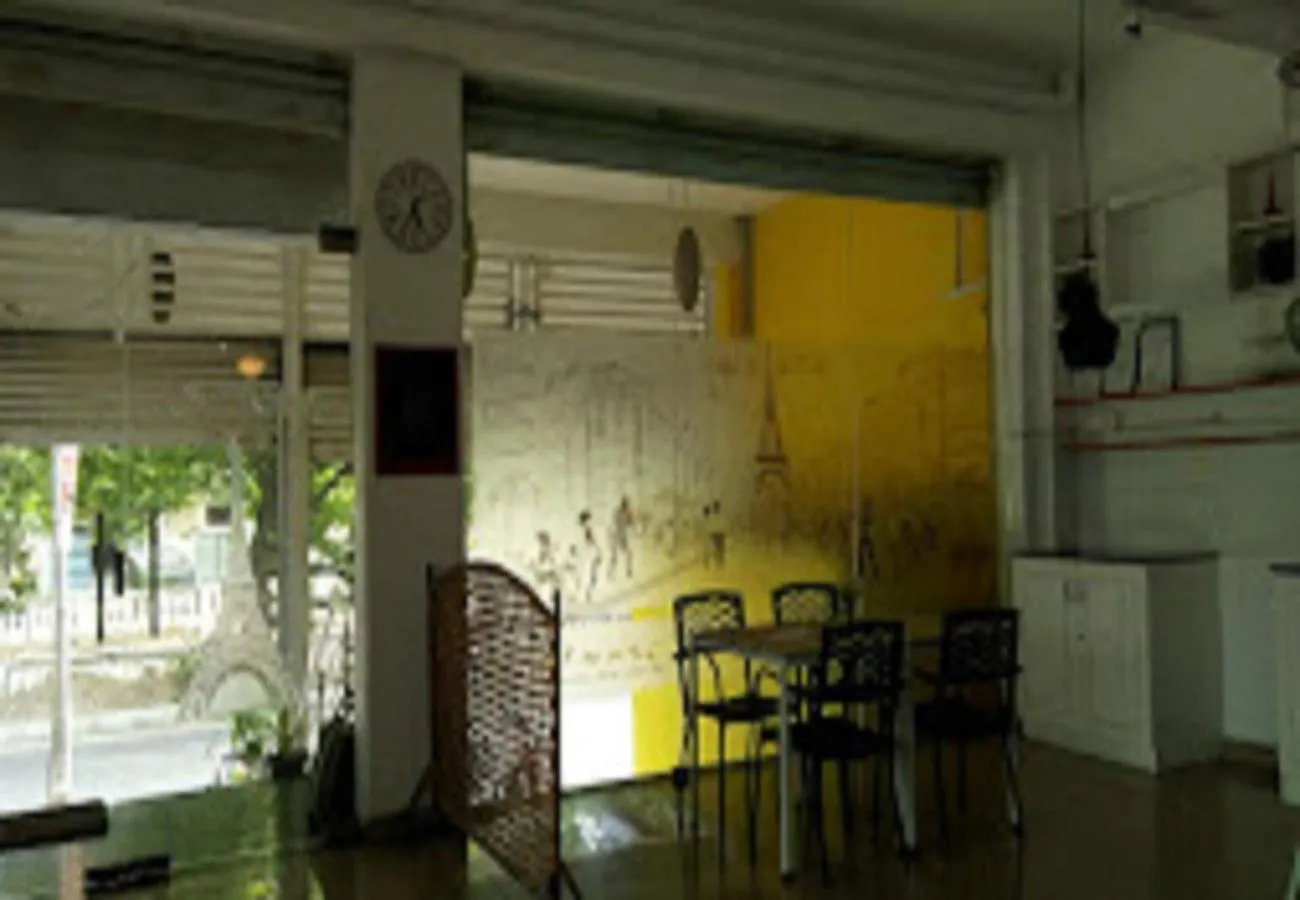 Dining area in Chaplin Hotel