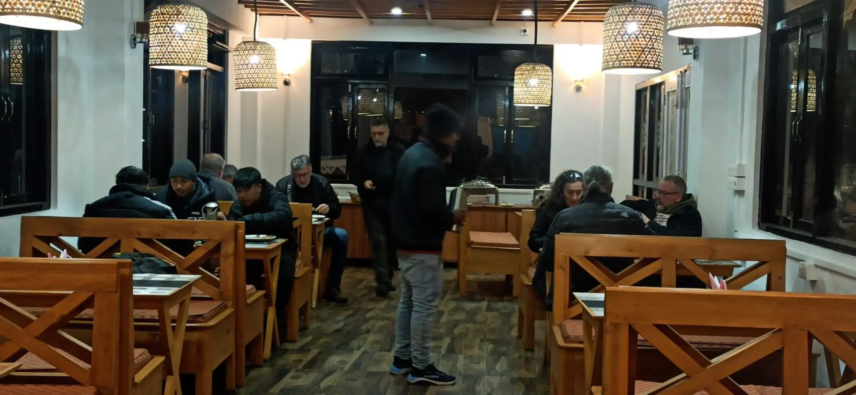 Restaurant/places to eat in Rufina Lachung Kunga Restaurant/places to eat in Rufina Lachung Kunga