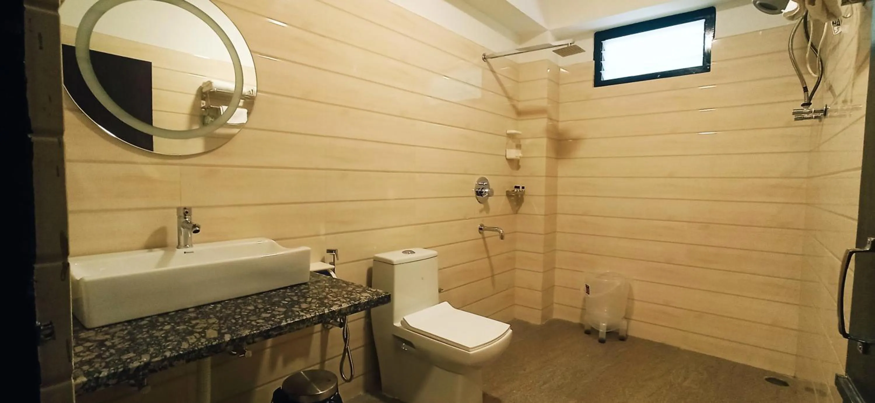 Bathroom in Rufina Lachung Kunga