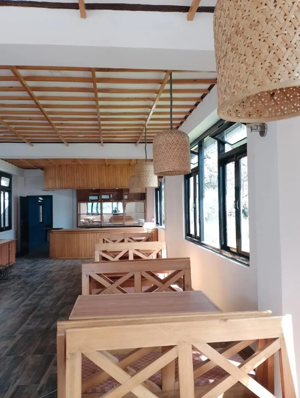 Restaurant/places to eat in Rufina Lachung Kunga