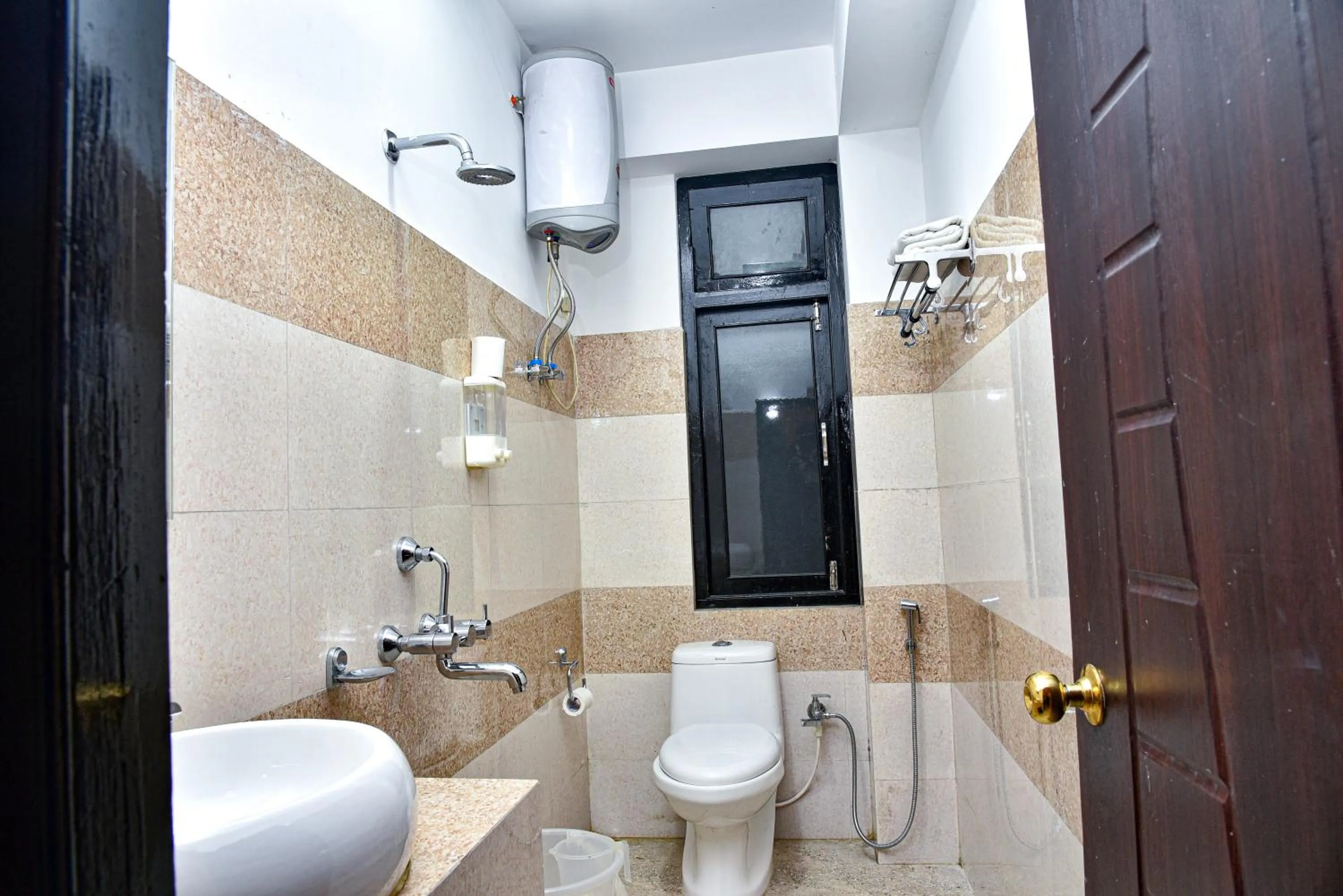 Bathroom in Rufina Lachung Kunga