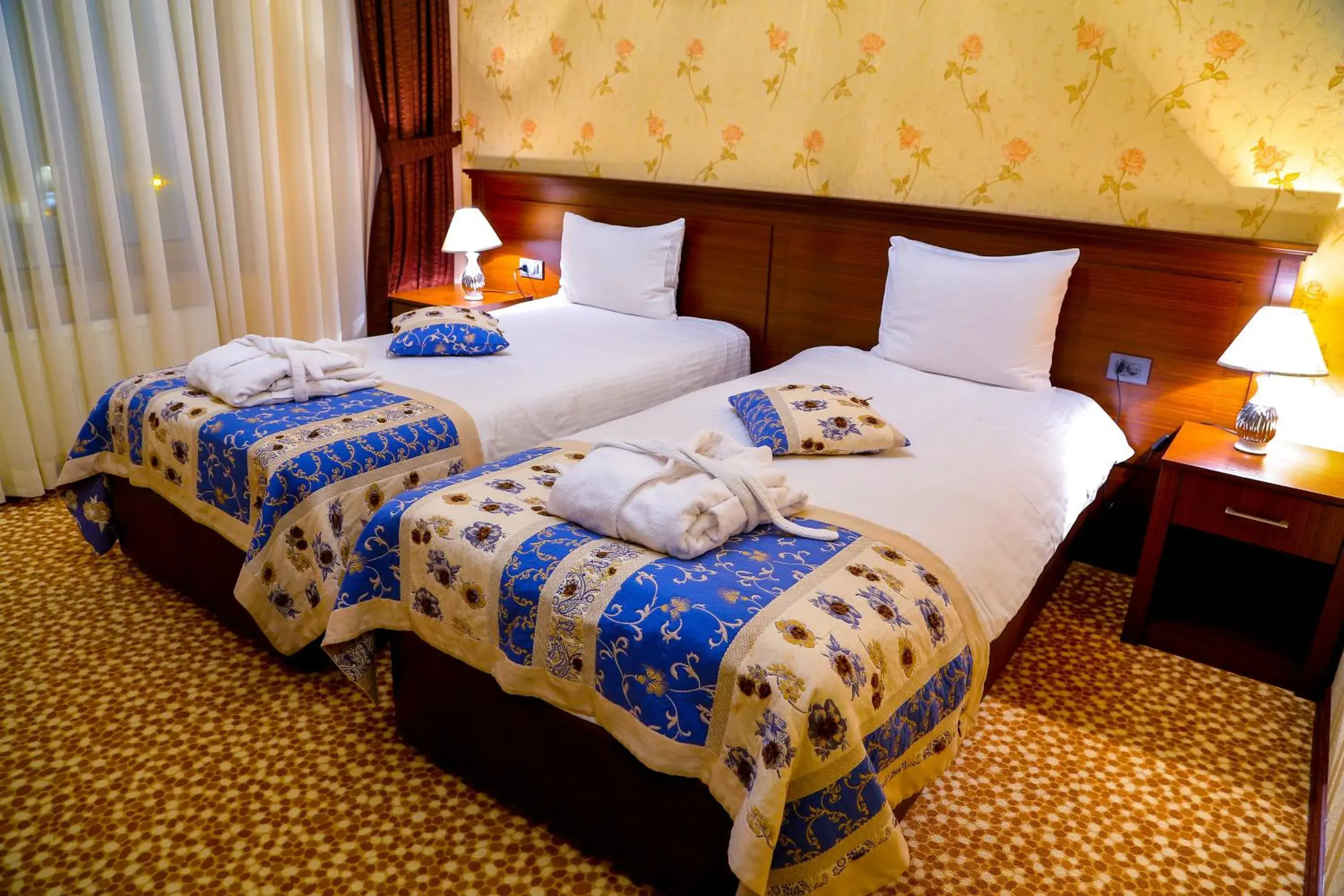 Double or Twin Room with Balcony - single occupancy in Central Park Baku Double or Twin Room with Balcony - single occupancy in Central Park Baku
