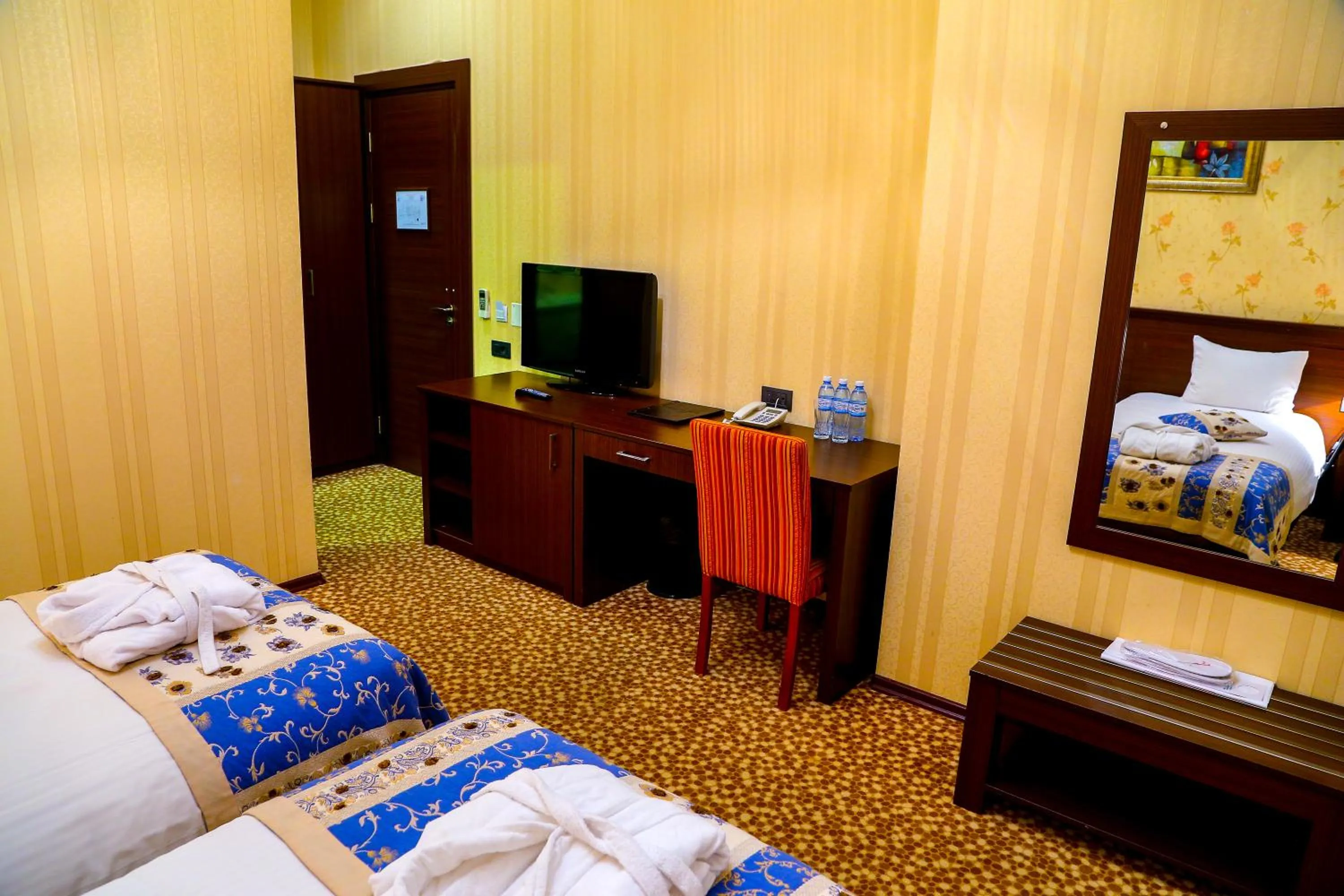 Bed in Central Park Baku