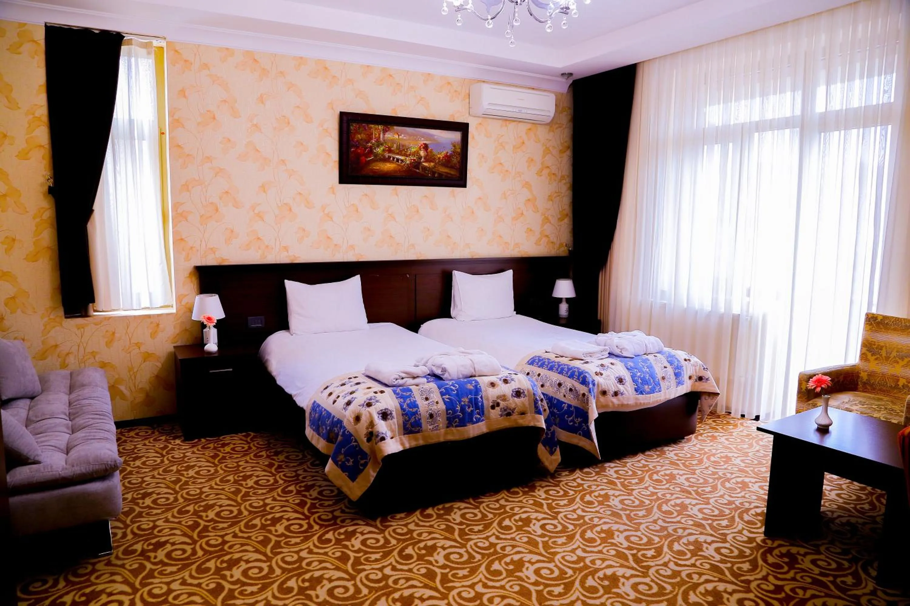 Bed in Central Park Baku