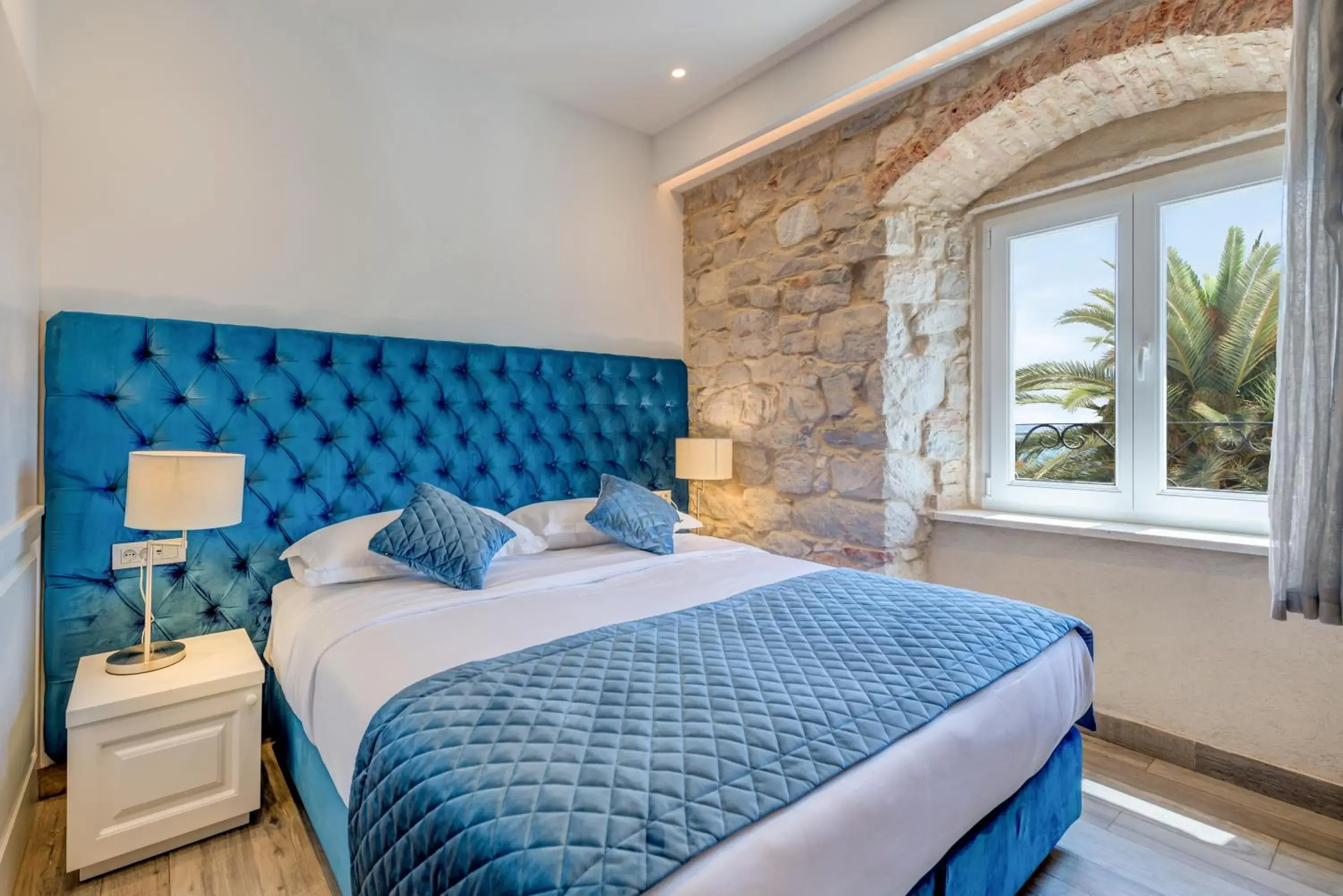 Palms Promenade Luxury Rooms Palms Promenade Luxury Rooms
