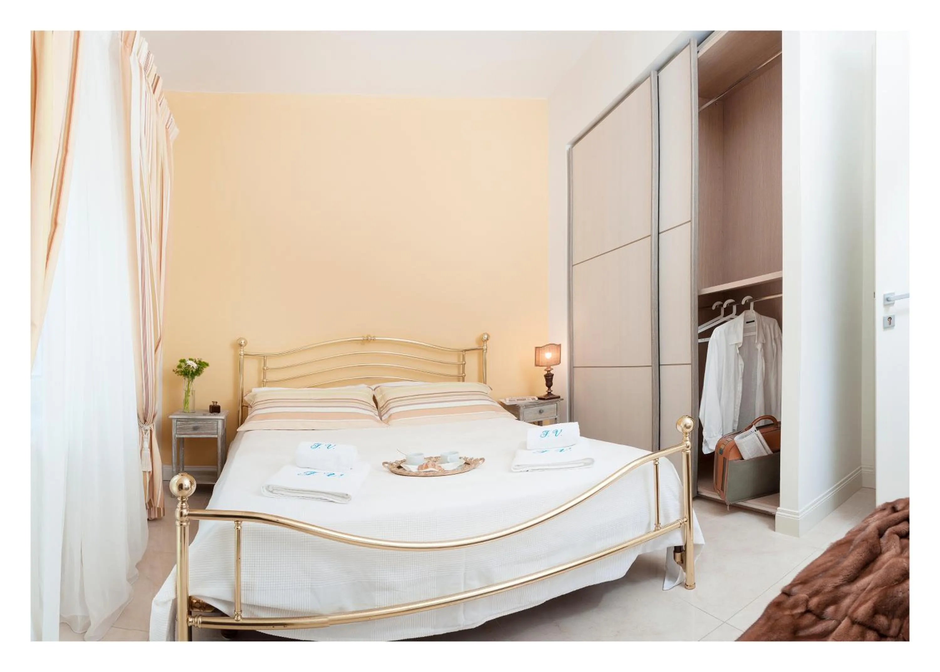 Photo of the whole room, Bed in Fontana Vecchia