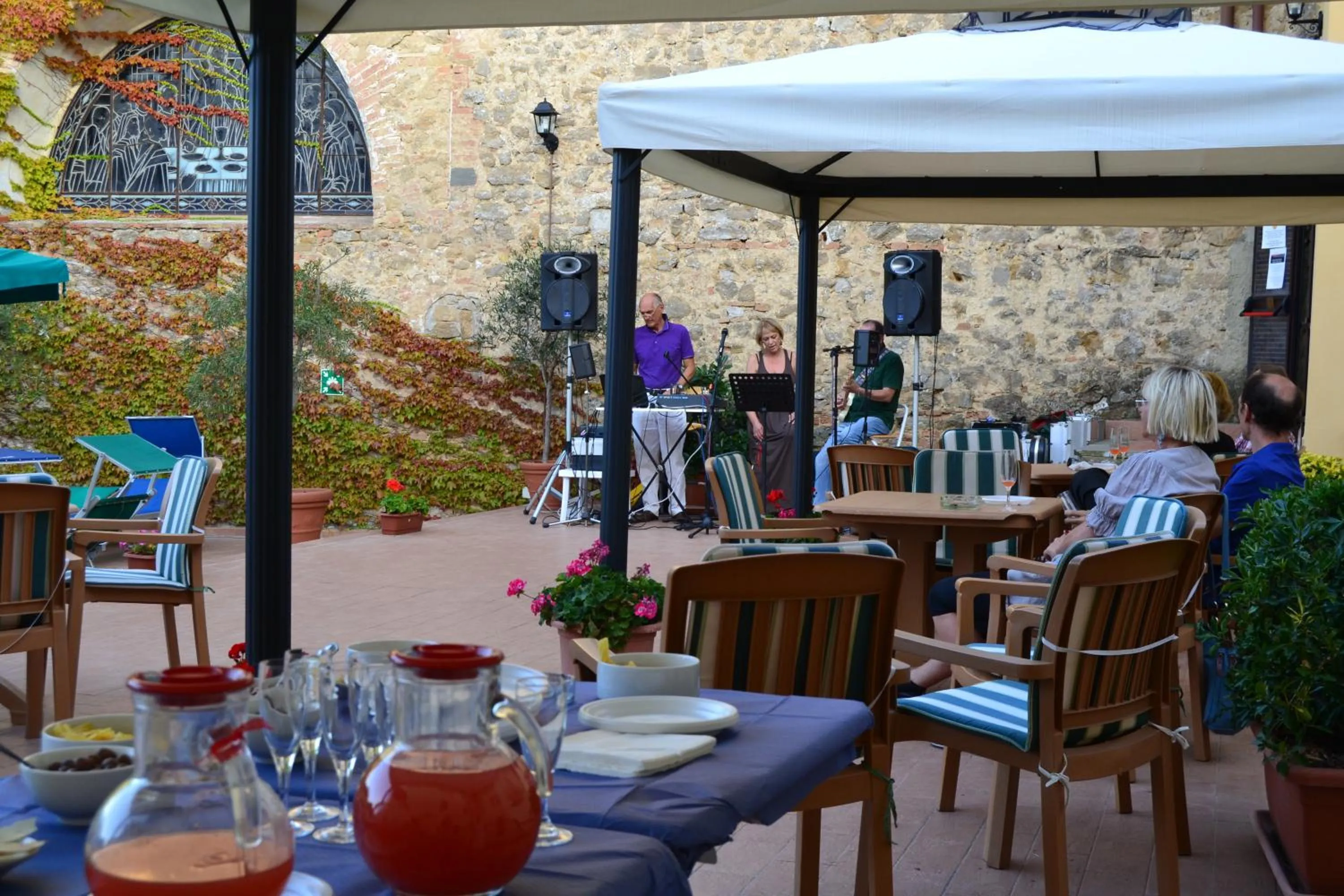 Lounge or bar in Hotel San Lino