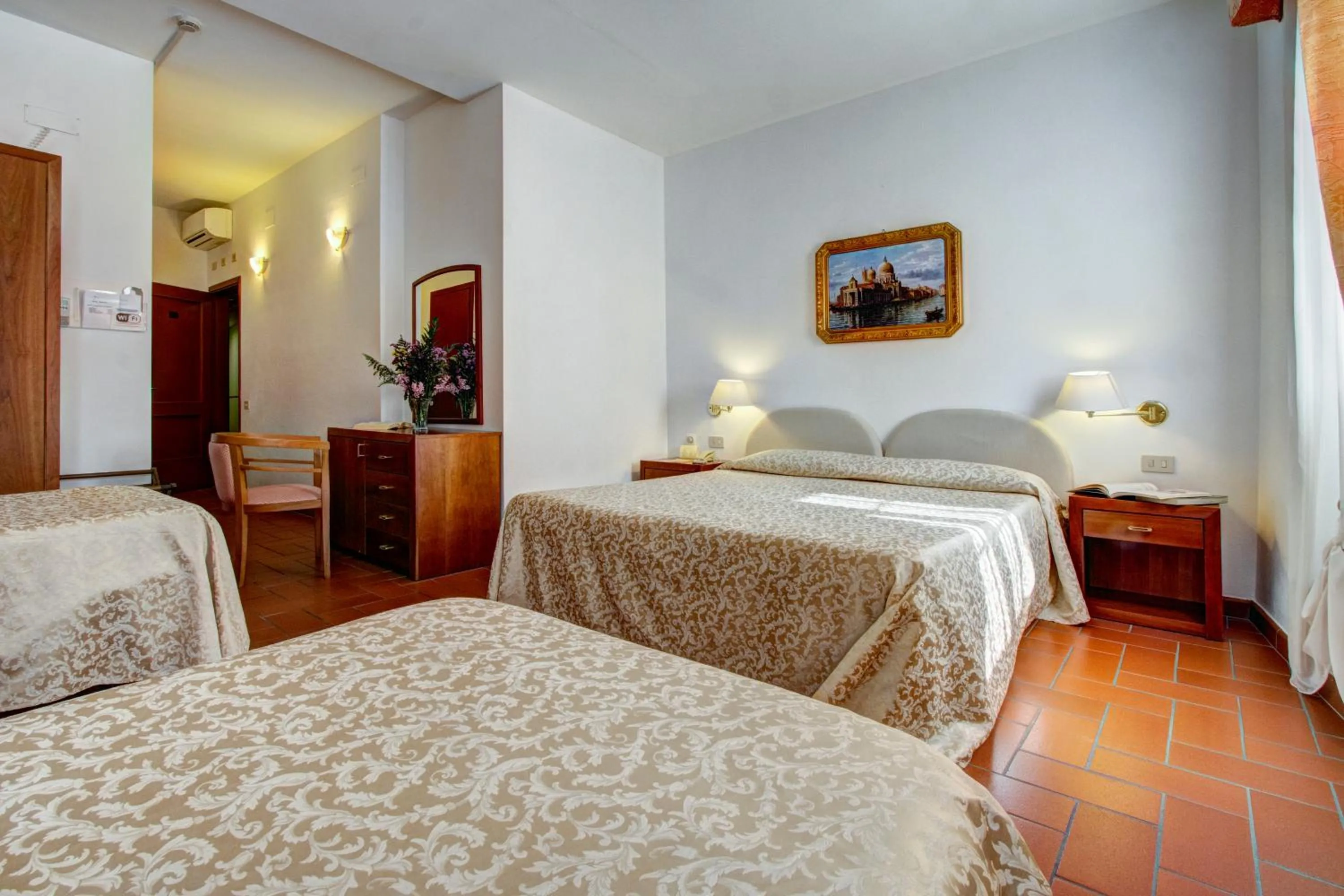 Bed in Hotel San Lino