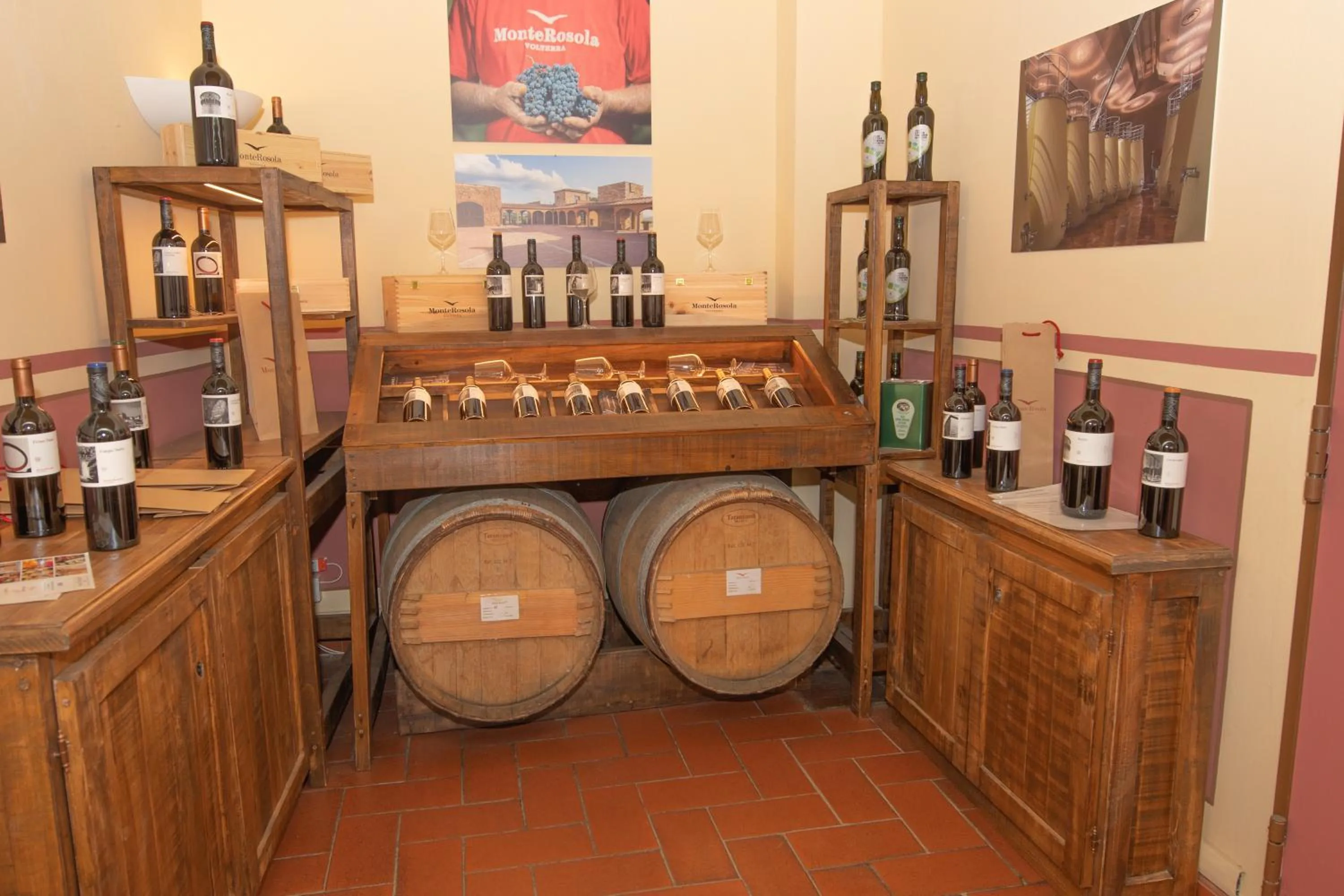 Restaurant/places to eat in Hotel San Lino