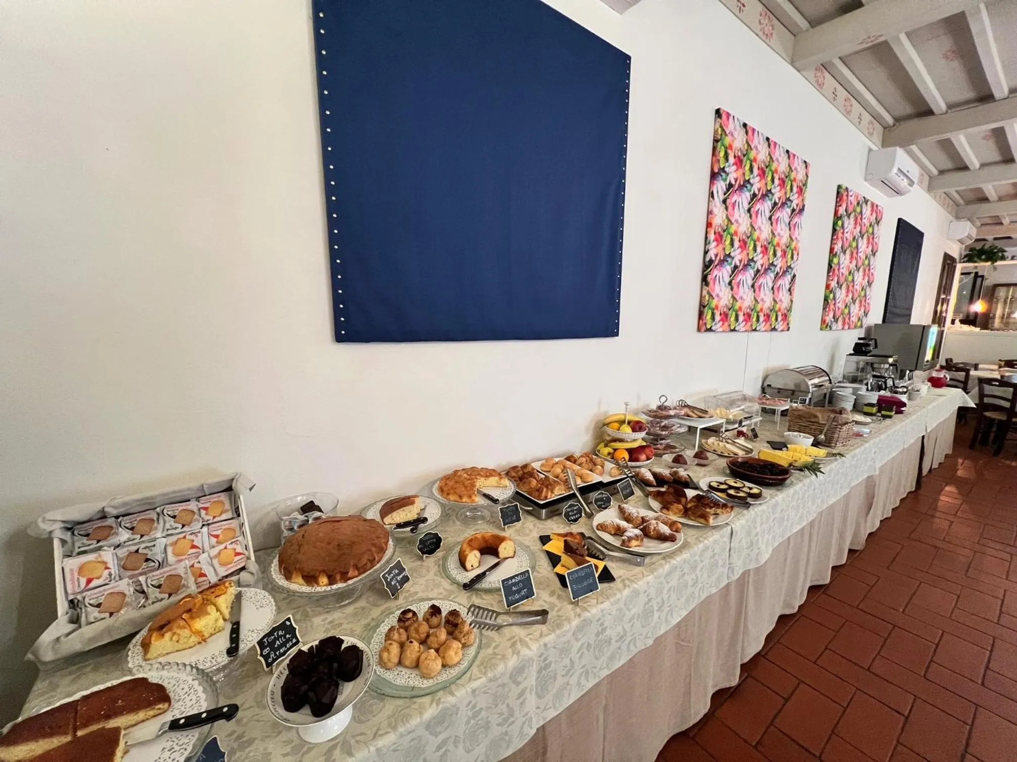 Breakfast in Hotel San Lino