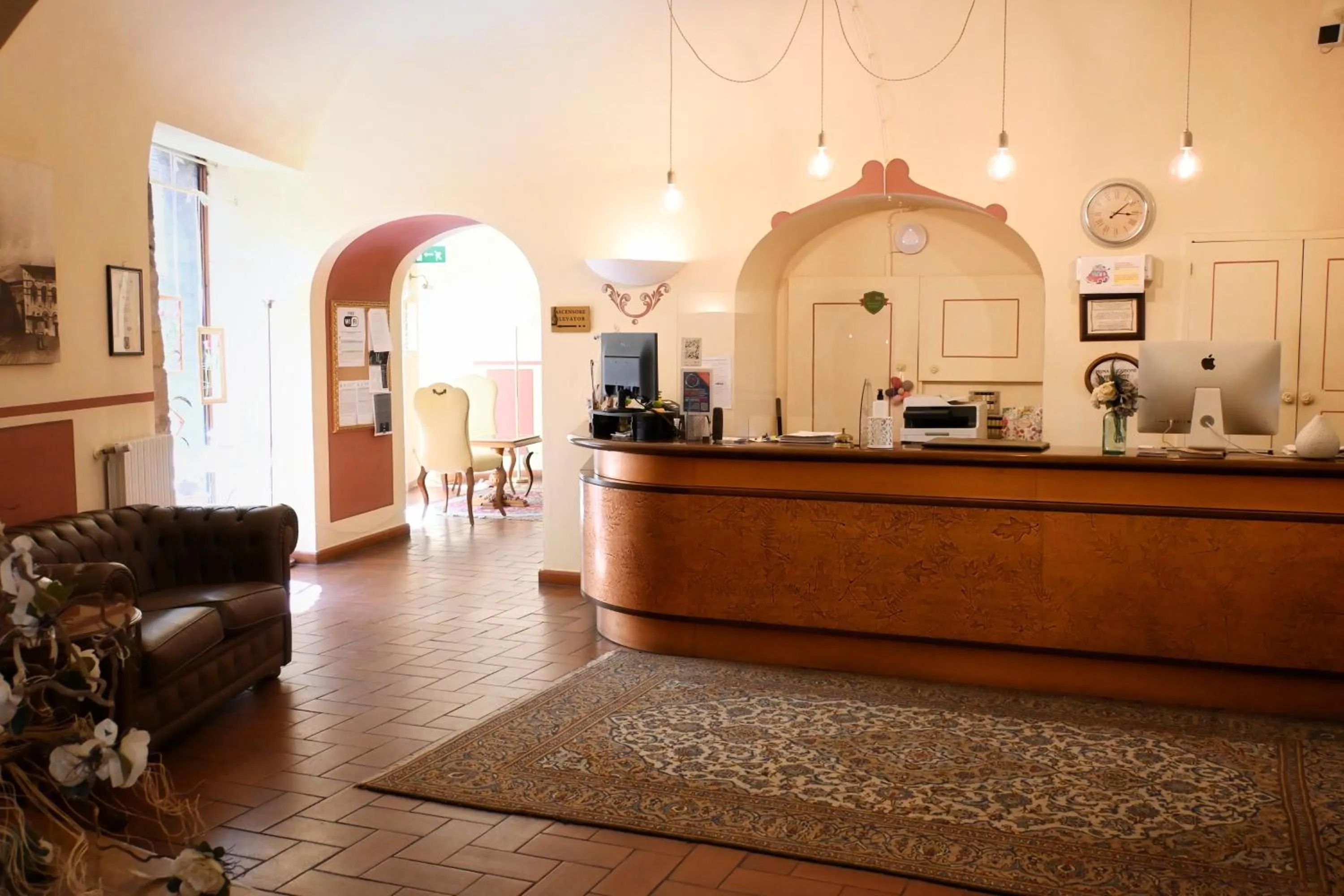 Lobby or reception in Hotel San Lino