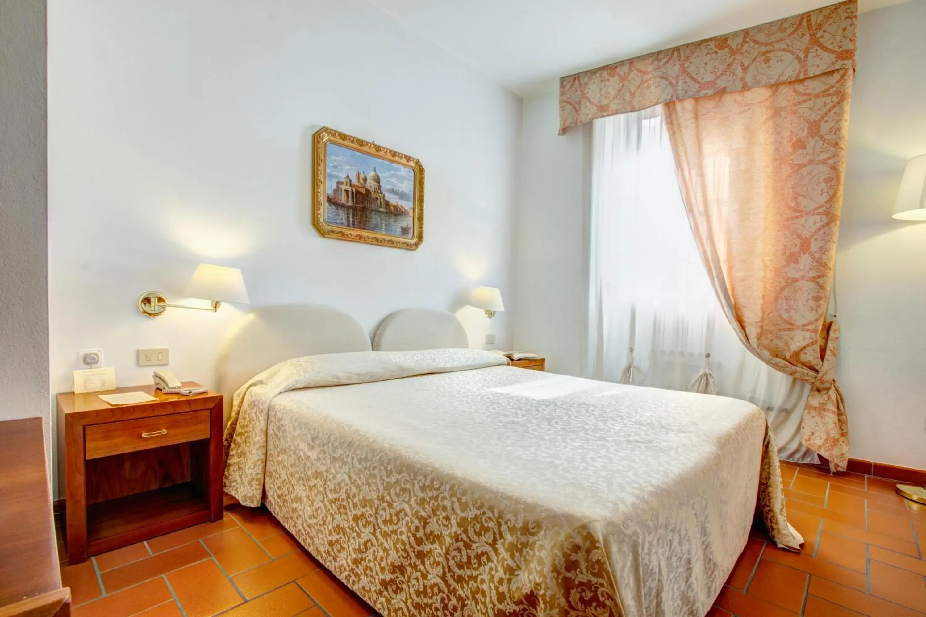 Double or Twin Room - single occupancy in Hotel San Lino Double or Twin Room - single occupancy in Hotel San Lino