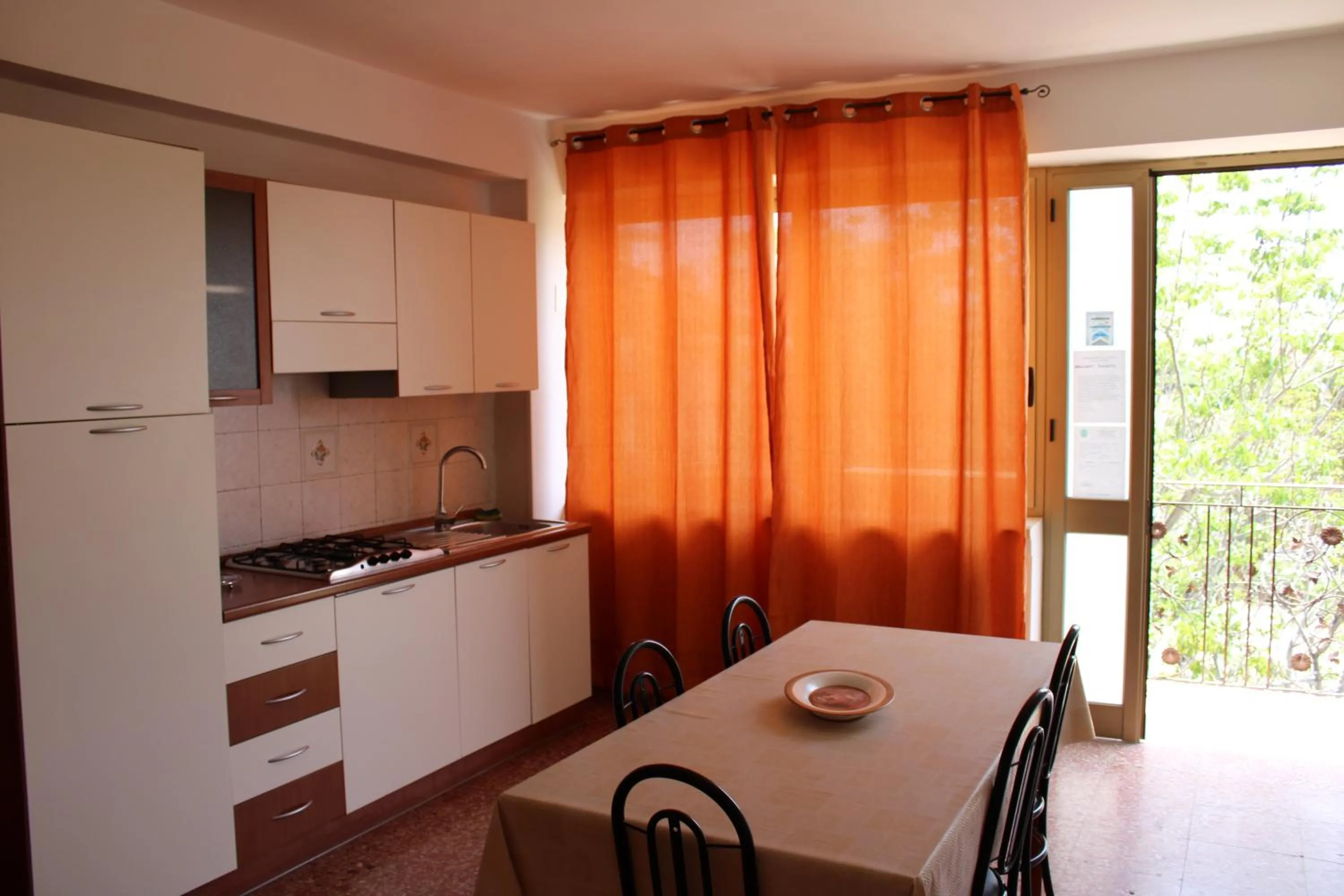 Kitchen or kitchenette in B&B Il Giardino Delle Meraviglie