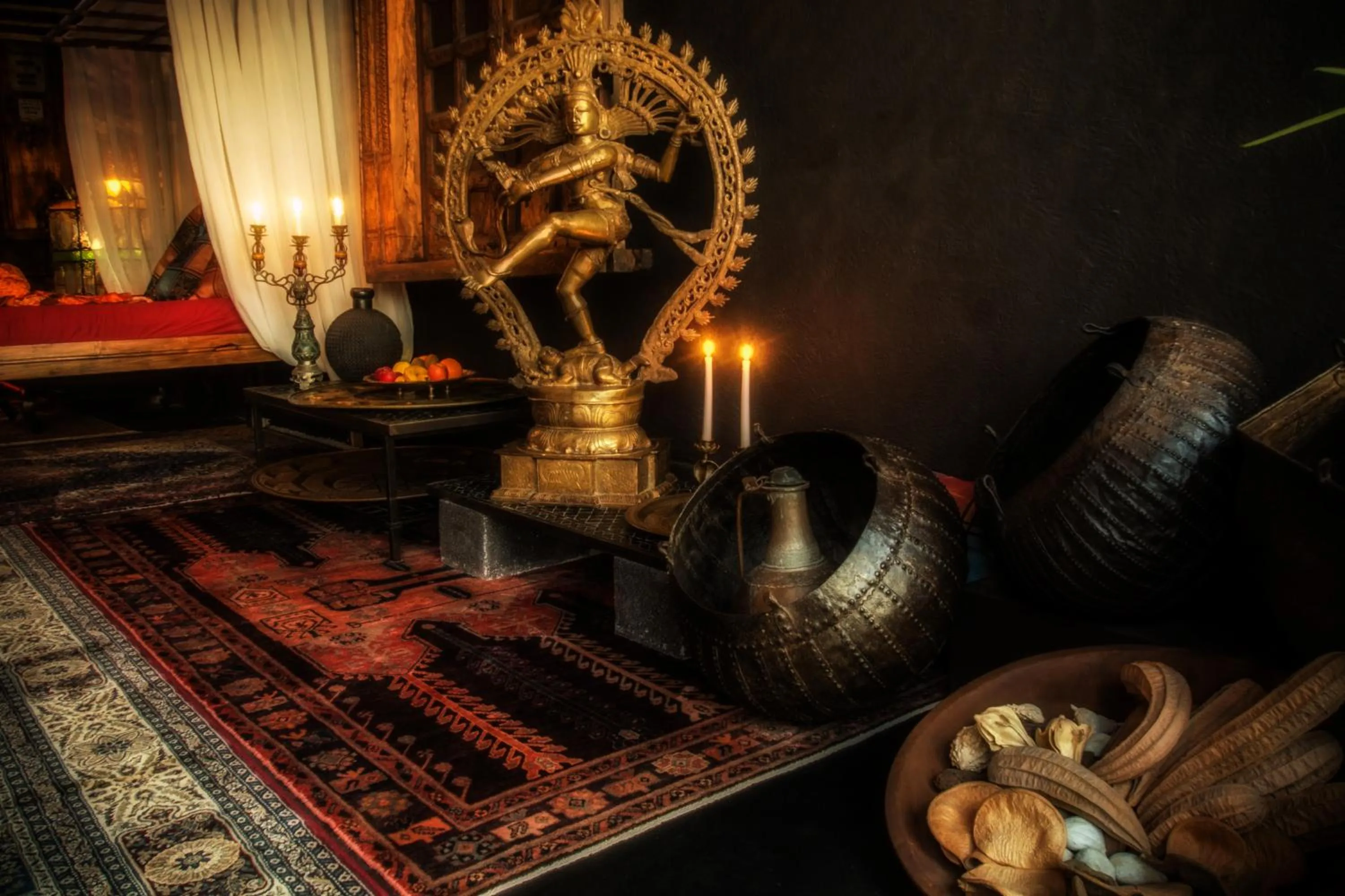 Decorative detail in Bijou Hotel / Love and Romance