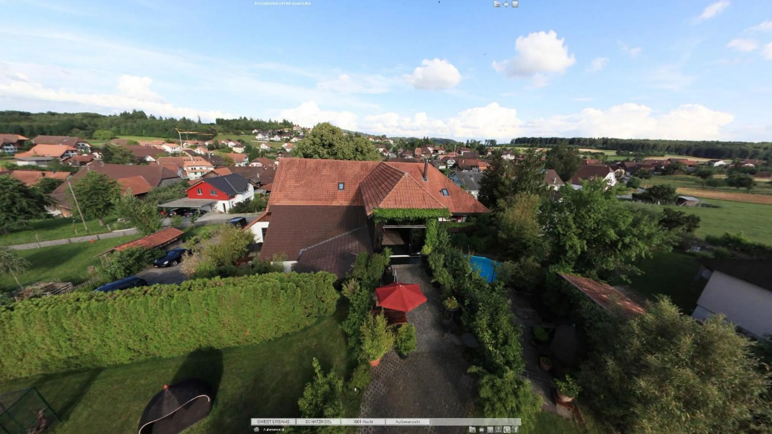 Facade/entrance in Bijou Hotel / Love and Romance