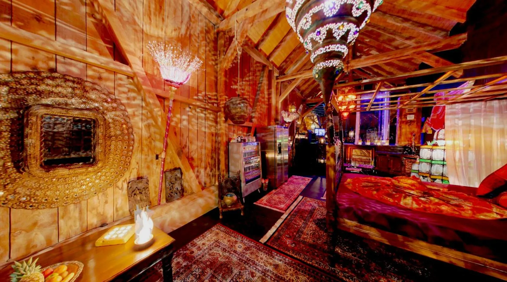 Bed in Bijou Hotel / Love and Romance