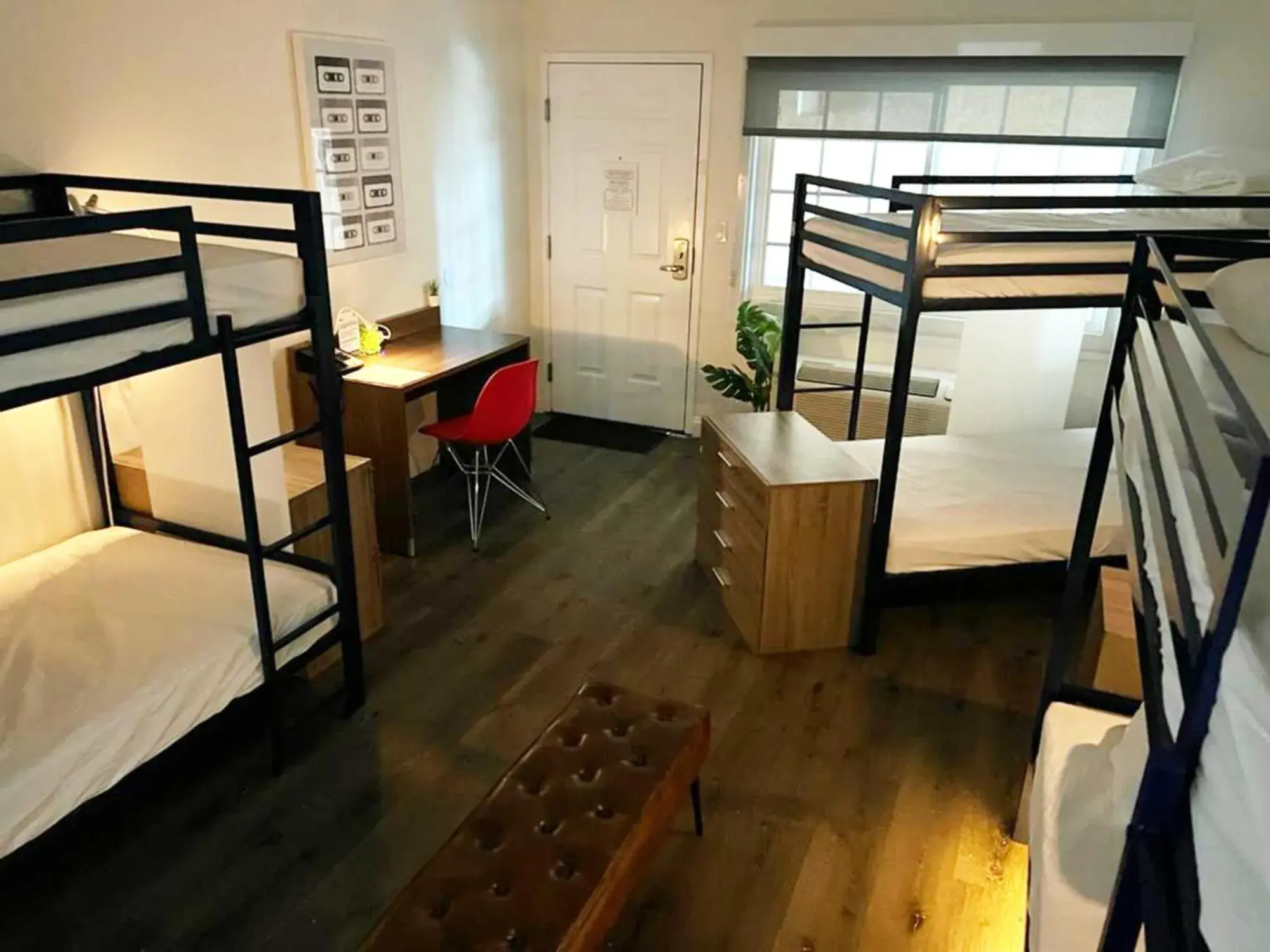 Bed in Bposhtels Anaheim Bed in Bposhtels Anaheim