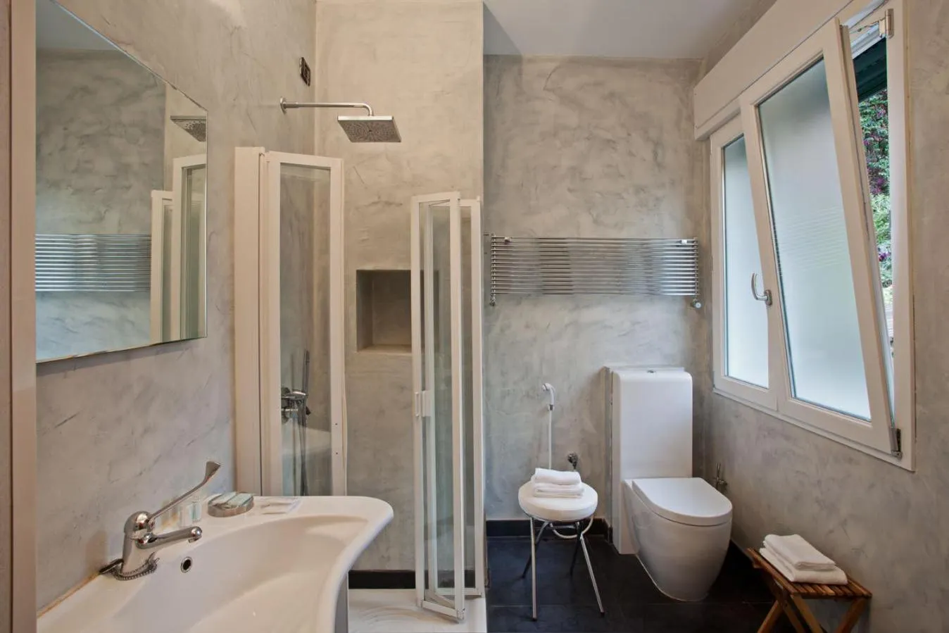 Bathroom in MA Hotel